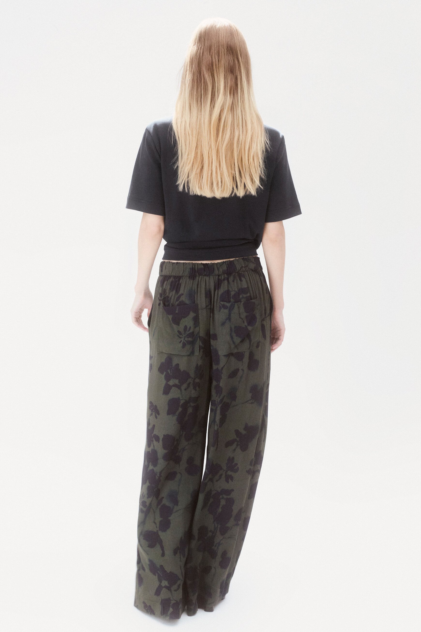 Pandi Long trousers khaki green woman
