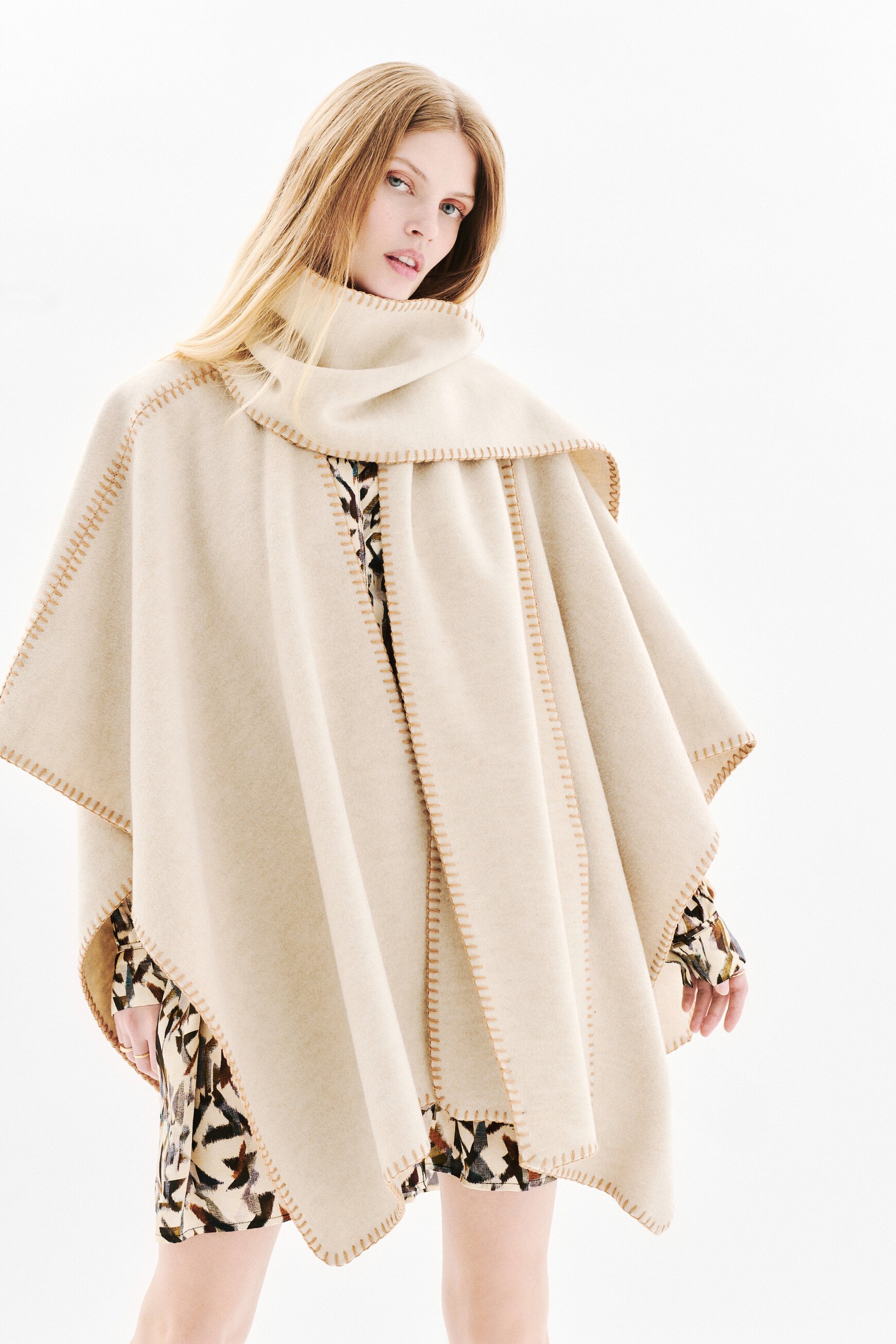 Hester poncho cream woman