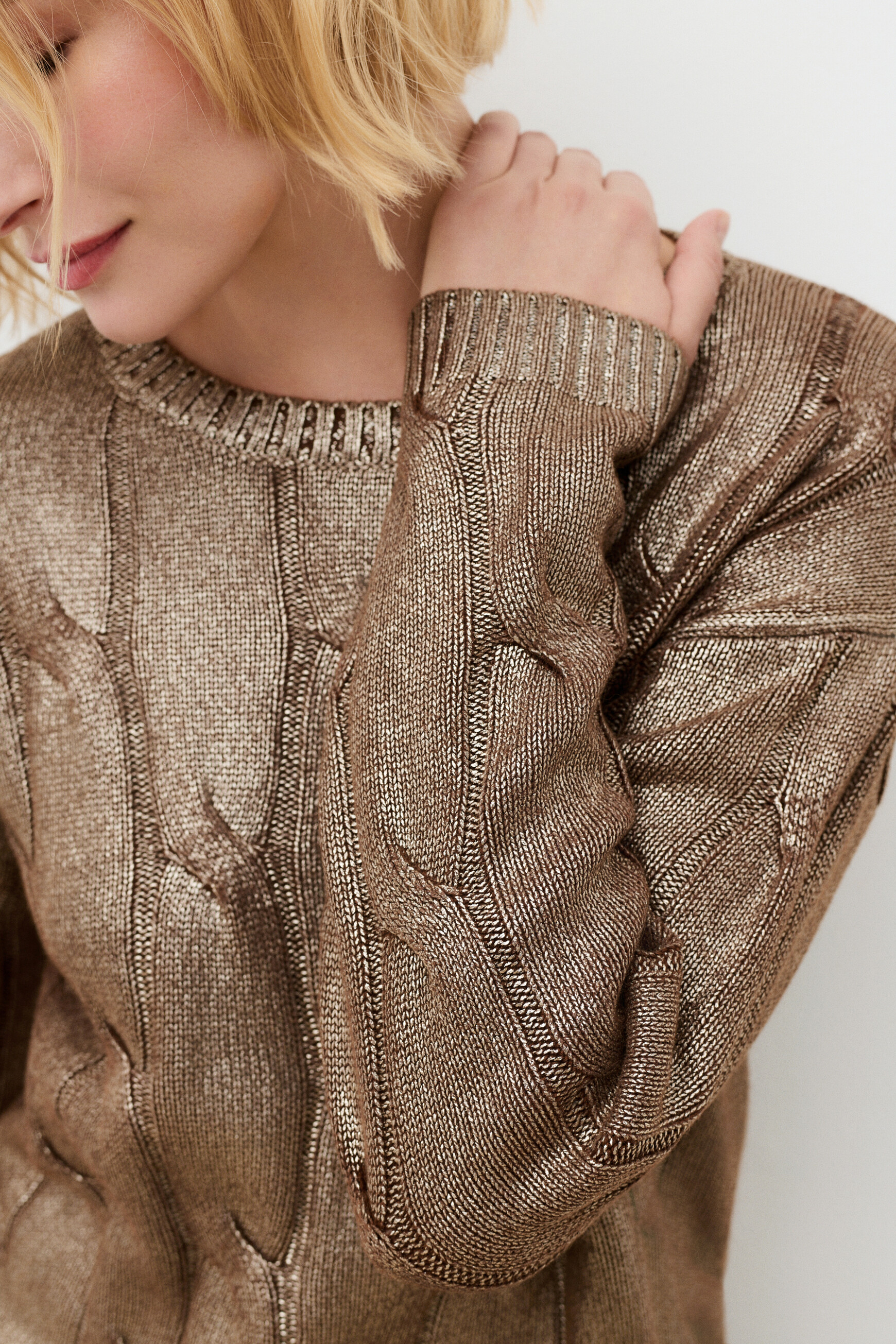 Mval sweater brown woman