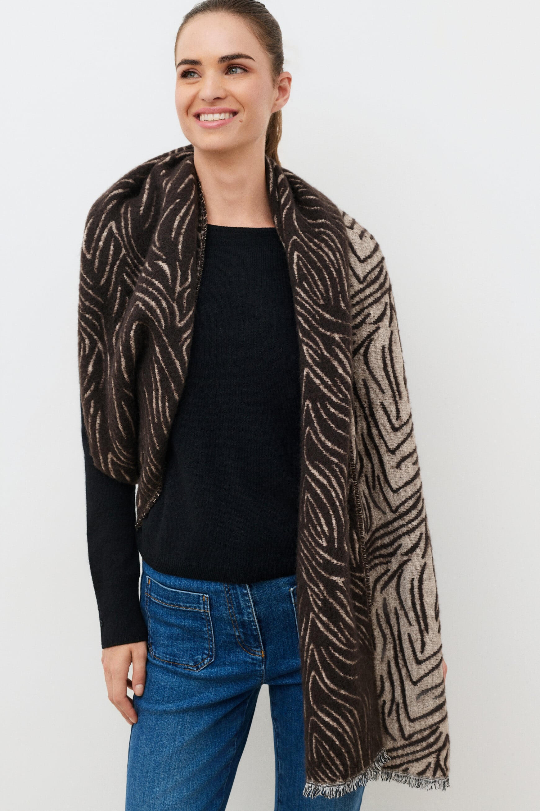 Mazera scarf dark brown woman