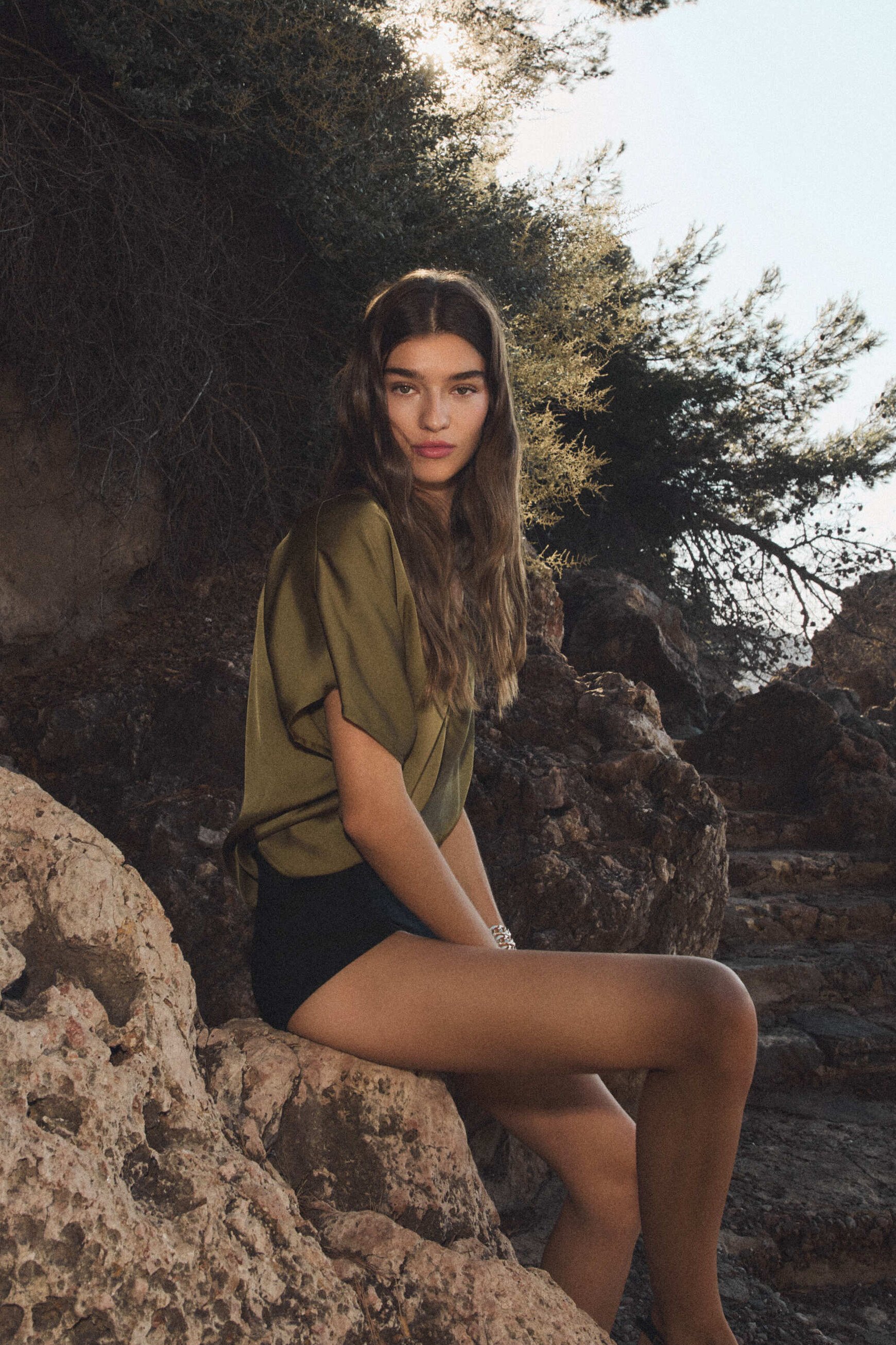 Debbie sweater olive green woman