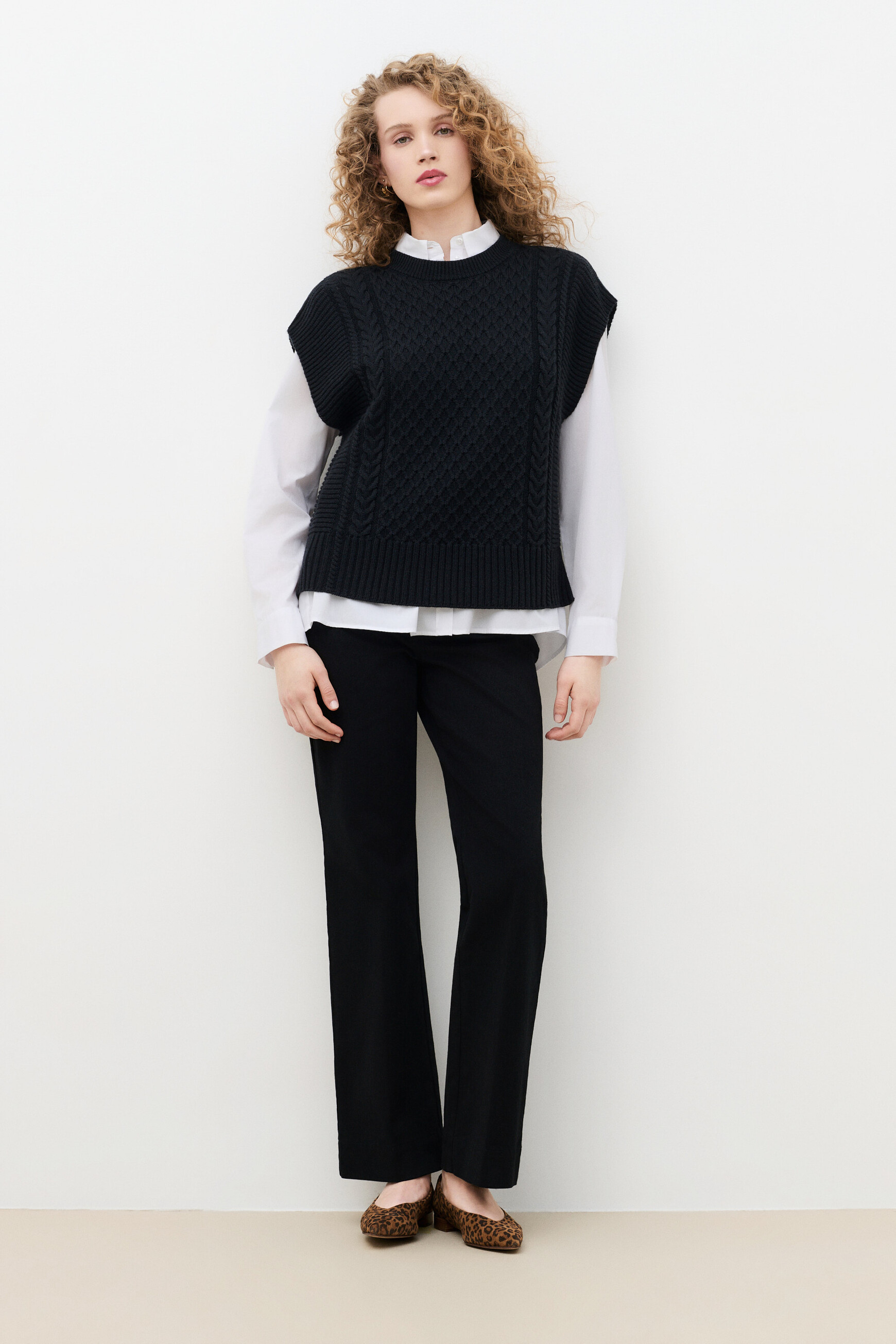 mrudy sweater black woman