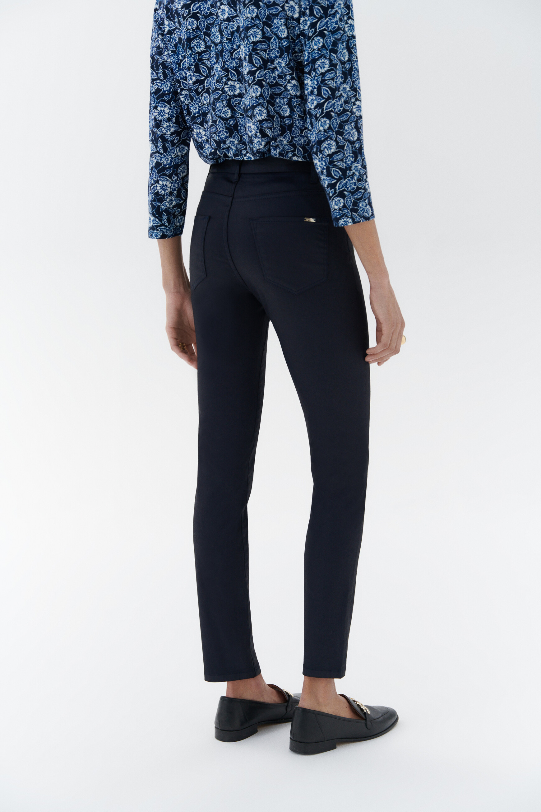 Pantalon toni soldes deals