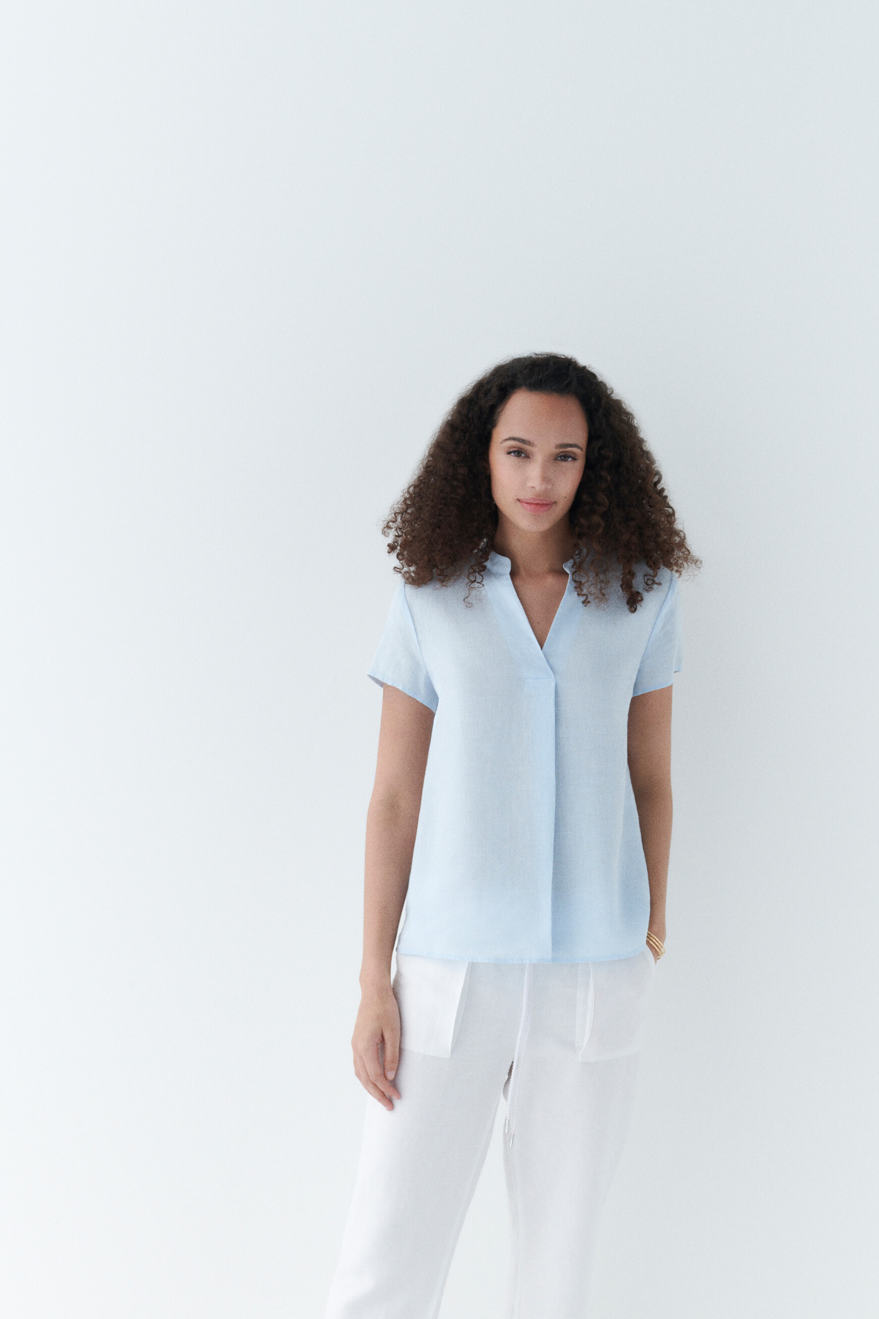 Kat 100% linen top sky blue woman