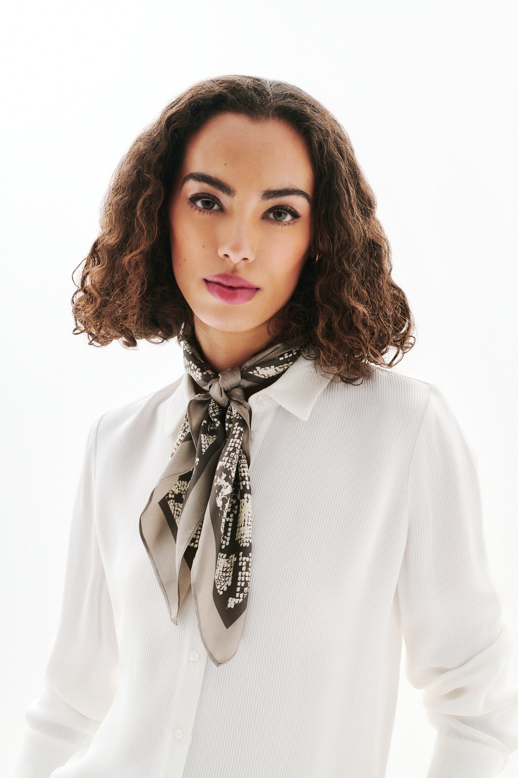 lesnake 100 silk scarf taupe woman Lesnake 100% silk scarf taupe woman