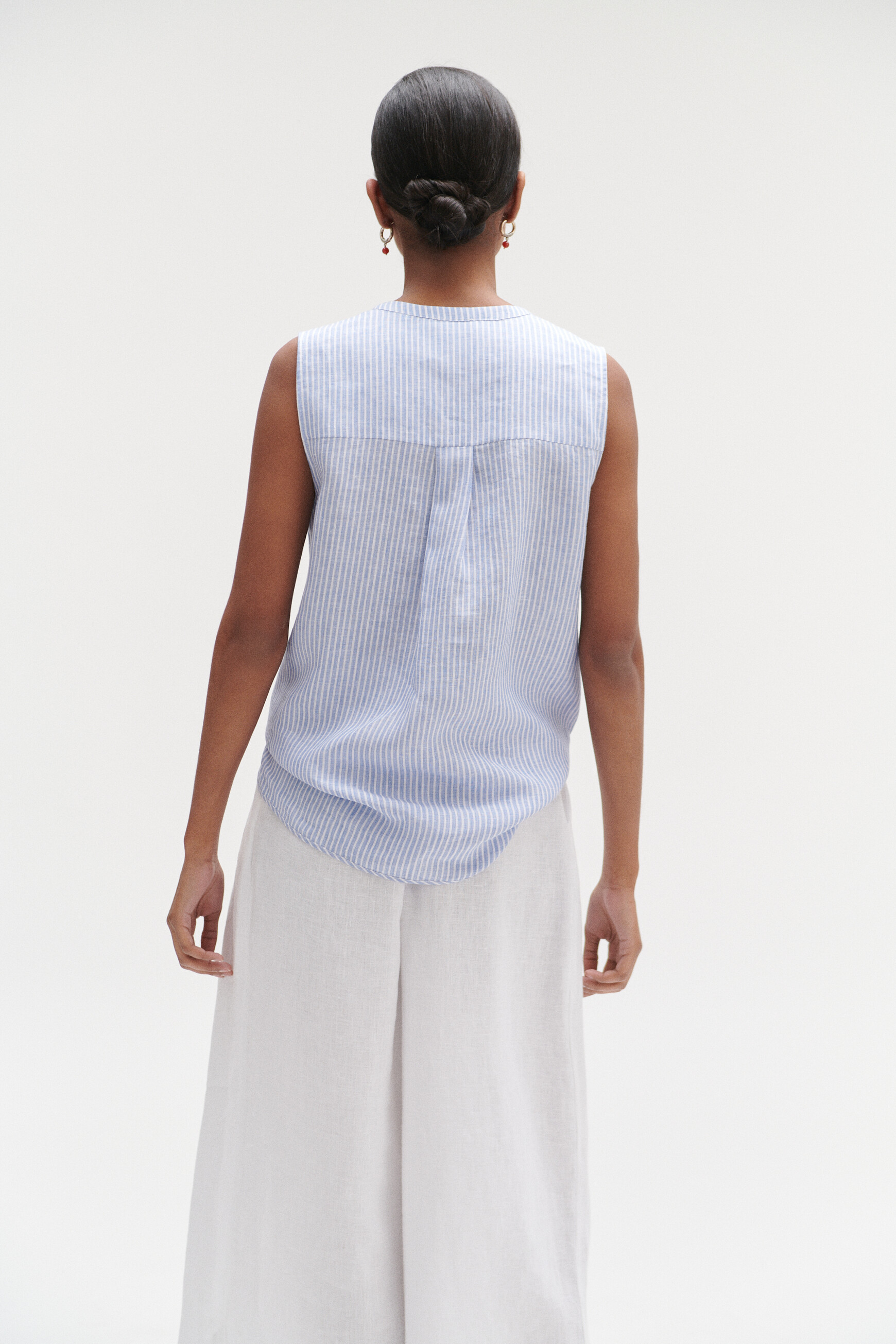 chemise chambray rayee 100 lin bleu clair femme Chemise chambray rayée 100% lin bleu clair femme