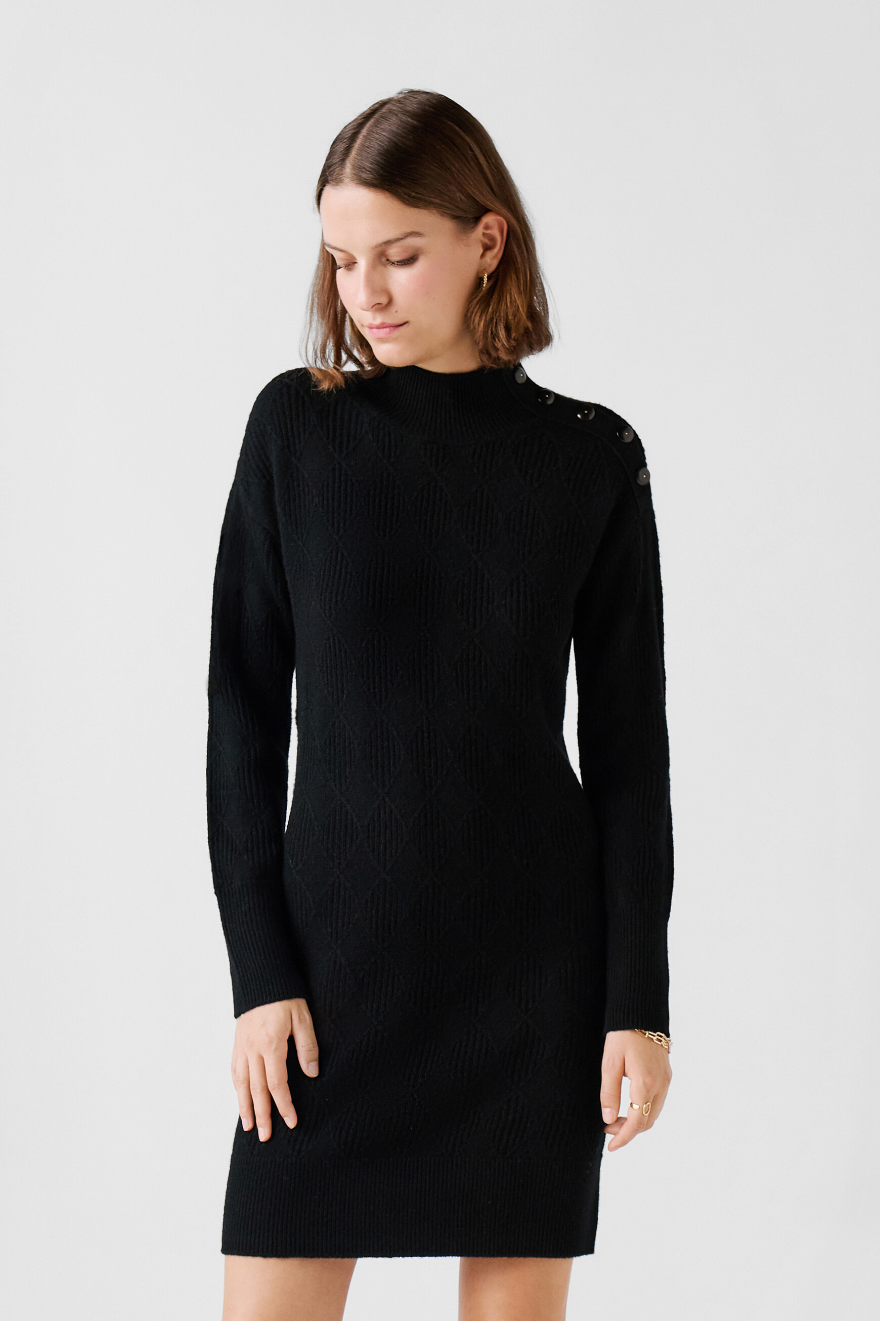 Robe noire en laine hotsell