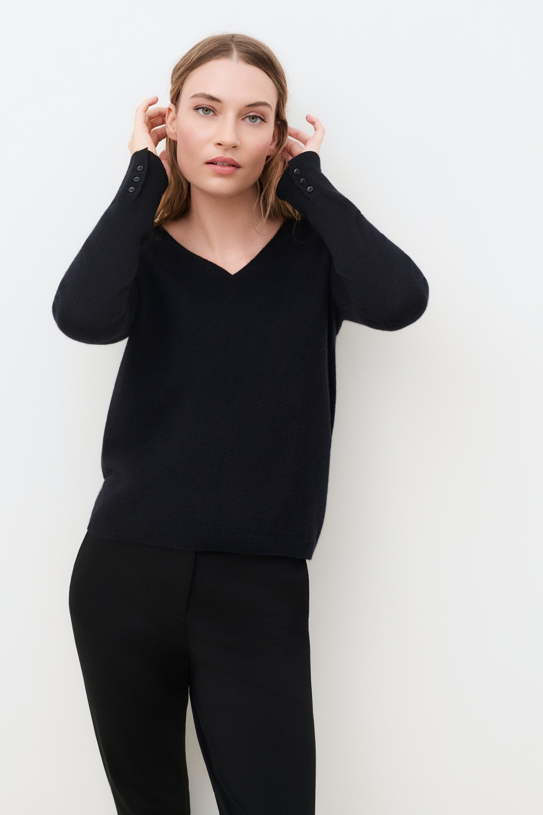 Mvickie sweater 100% cashmere black woman