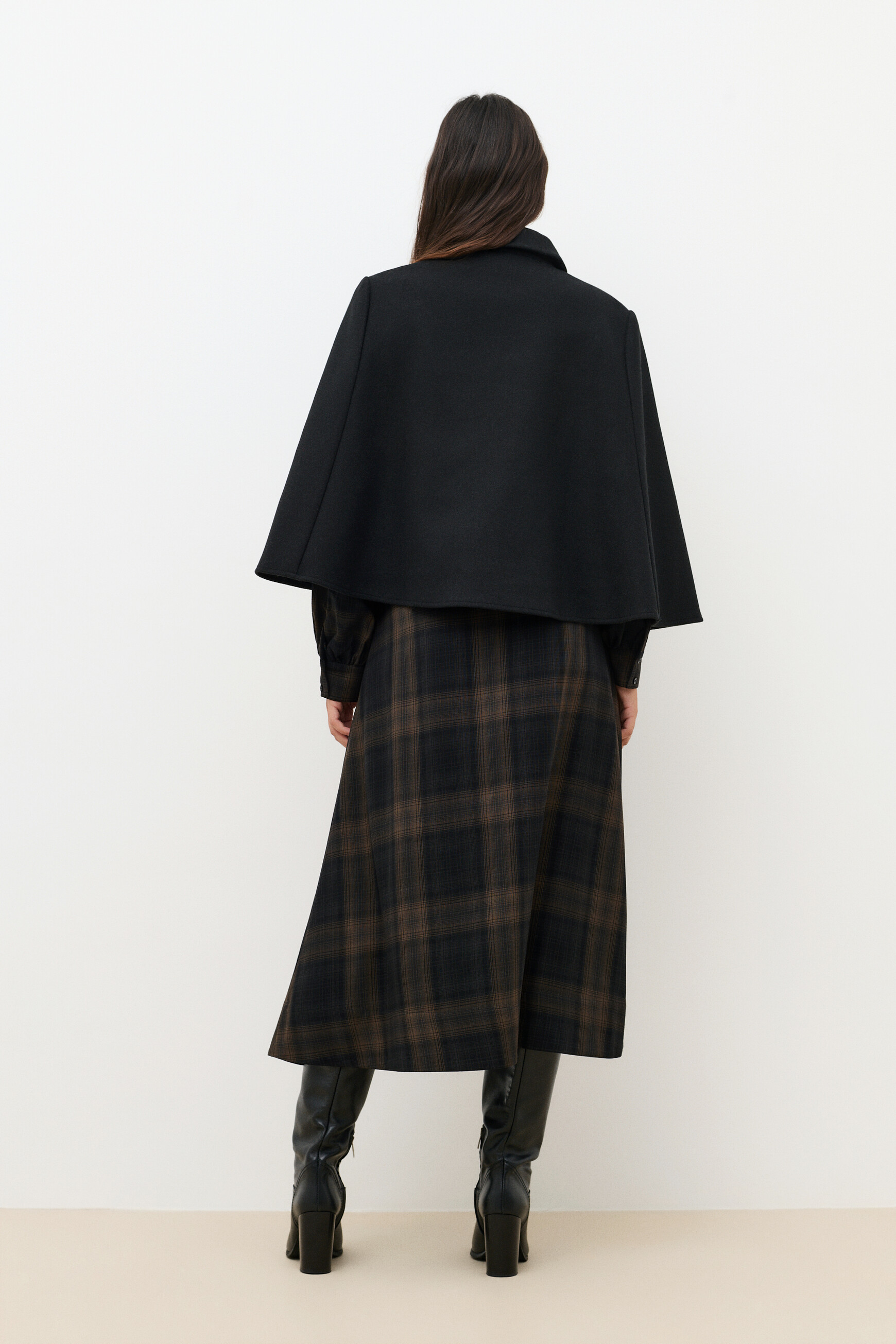 Poncho Hacap preto mulher