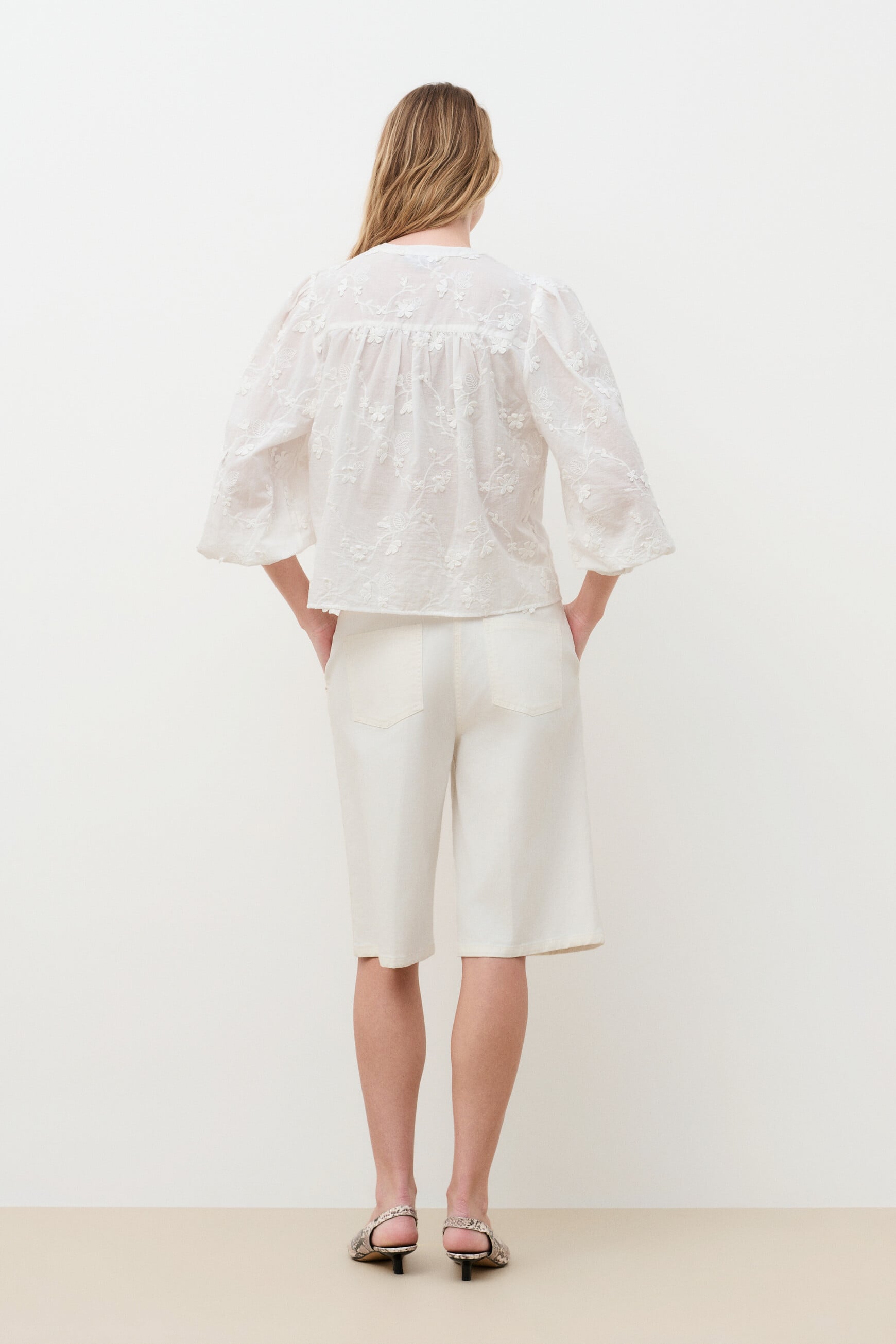 Calex3 shirt white woman