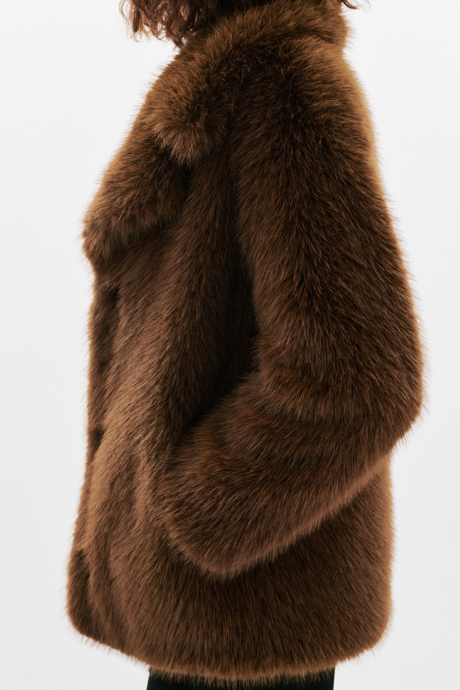 Grizly coat chocolate brown woman