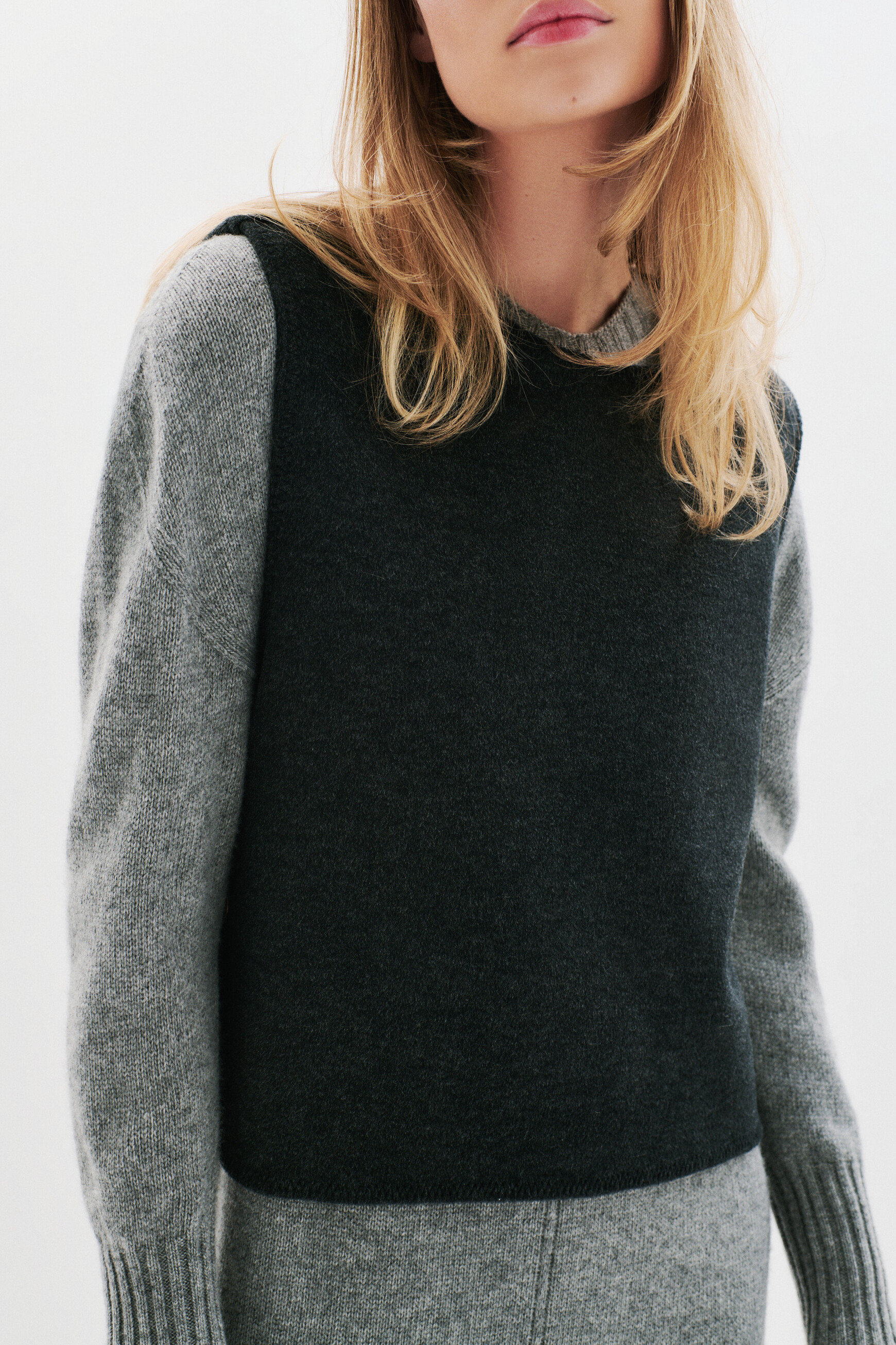 heline poncho grey woman Heline poncho grey woman