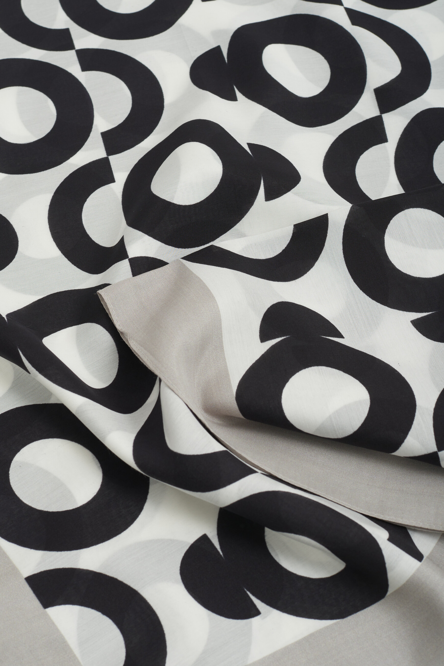 foulard swing gris clair femme Foulard swing gris clair femme