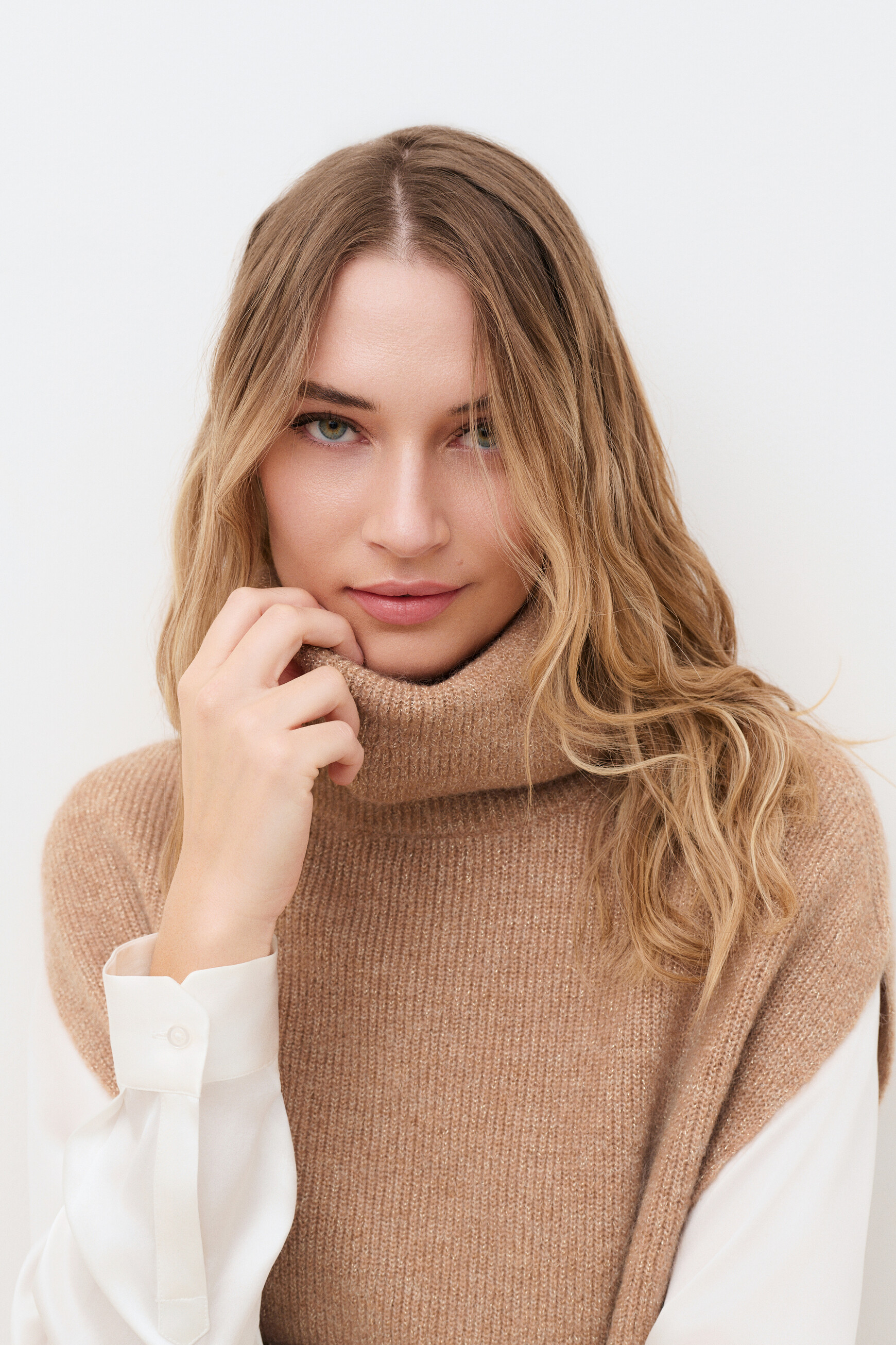Mrozenn sweater camel woman