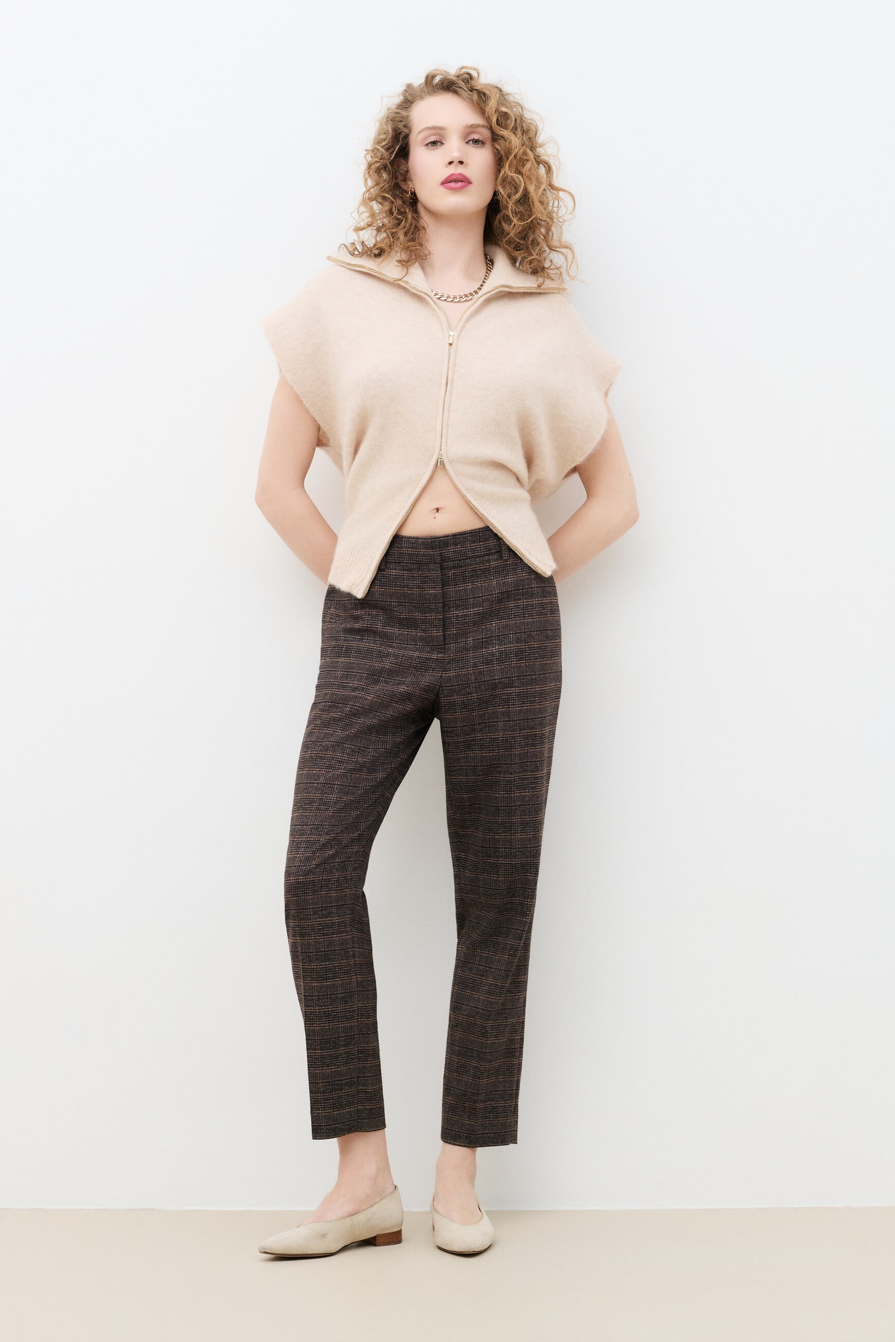 Mitch cardigan sand woman