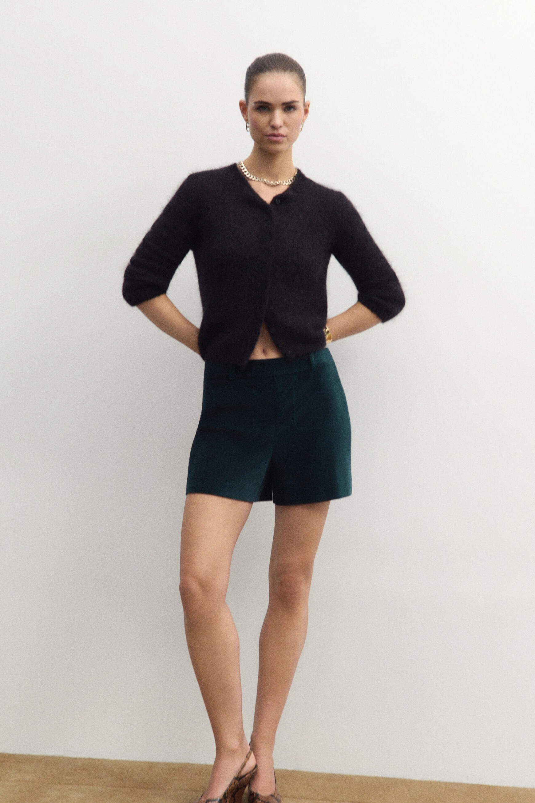Mvanille cardigan black woman