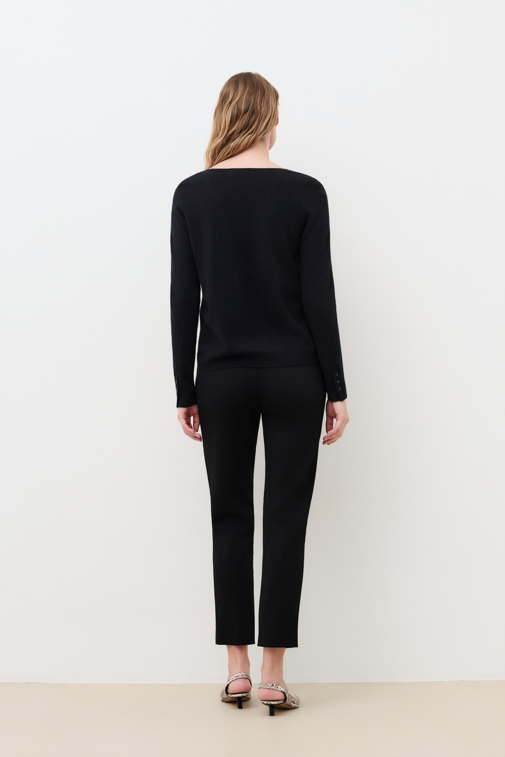 Mvickie sweater 100% cashmere black woman