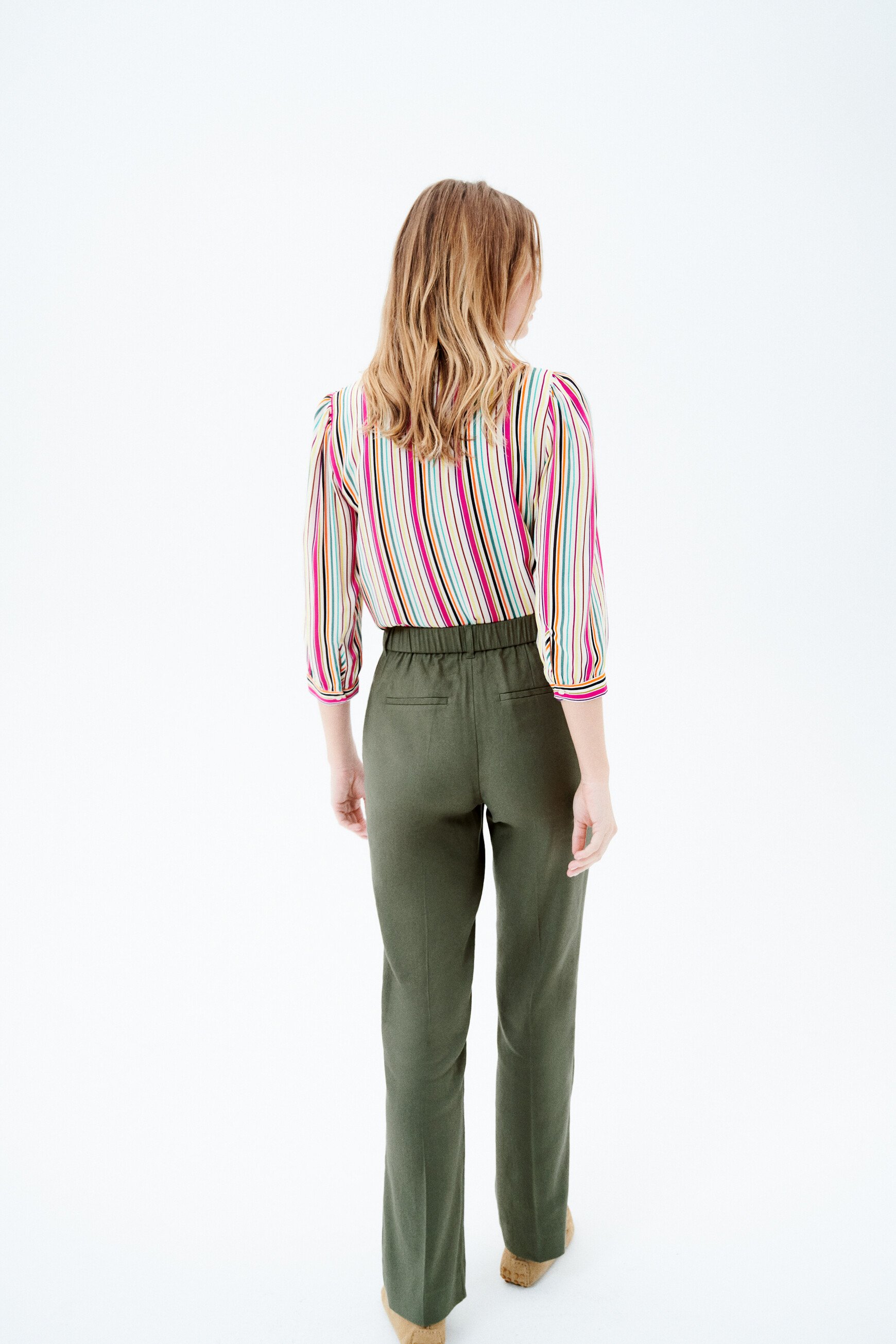 pantalon pierrot vert kaki femme Pantalon pierrot vert kaki femme