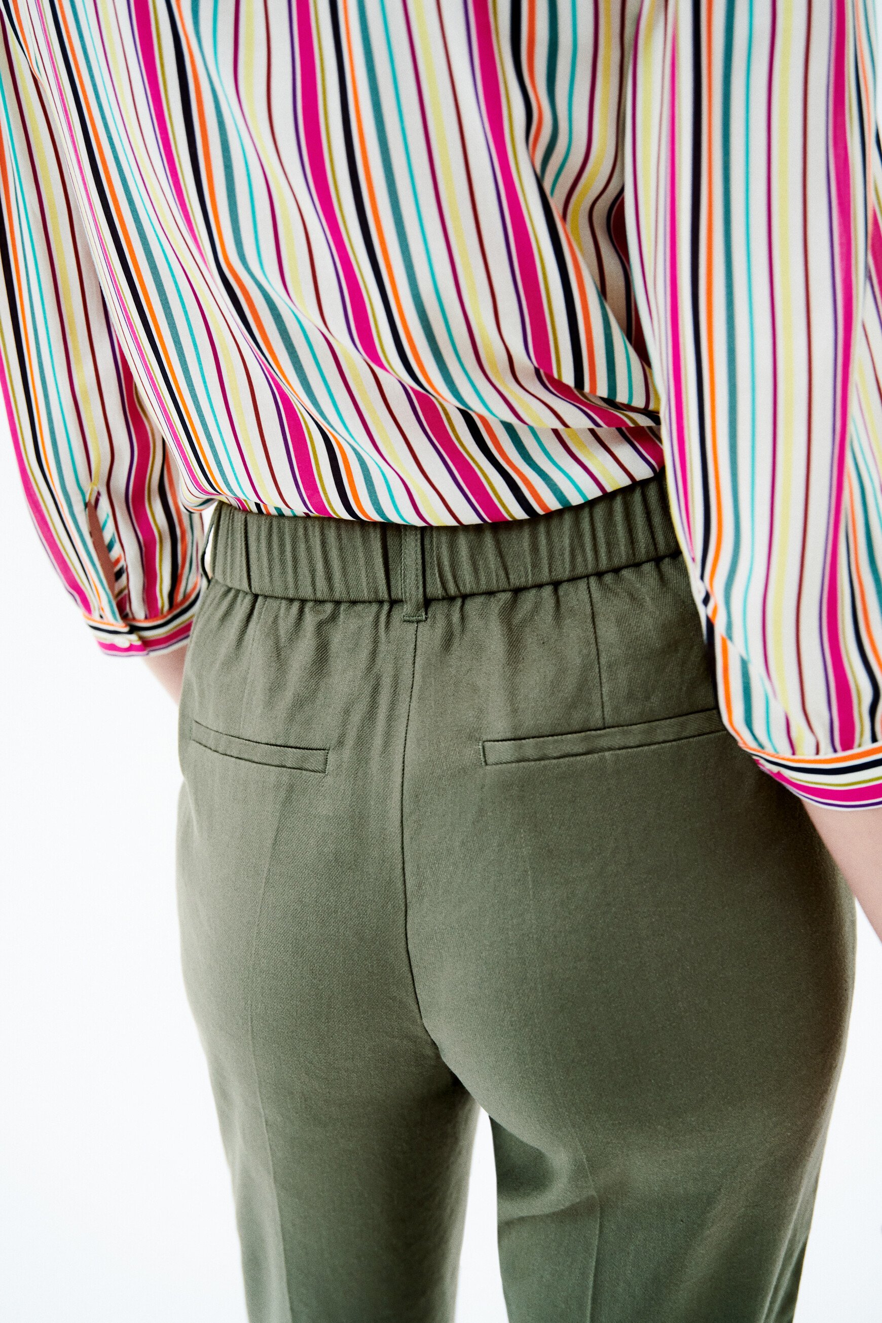 pantalon pierrot vert kaki femme Pantalon pierrot vert kaki femme