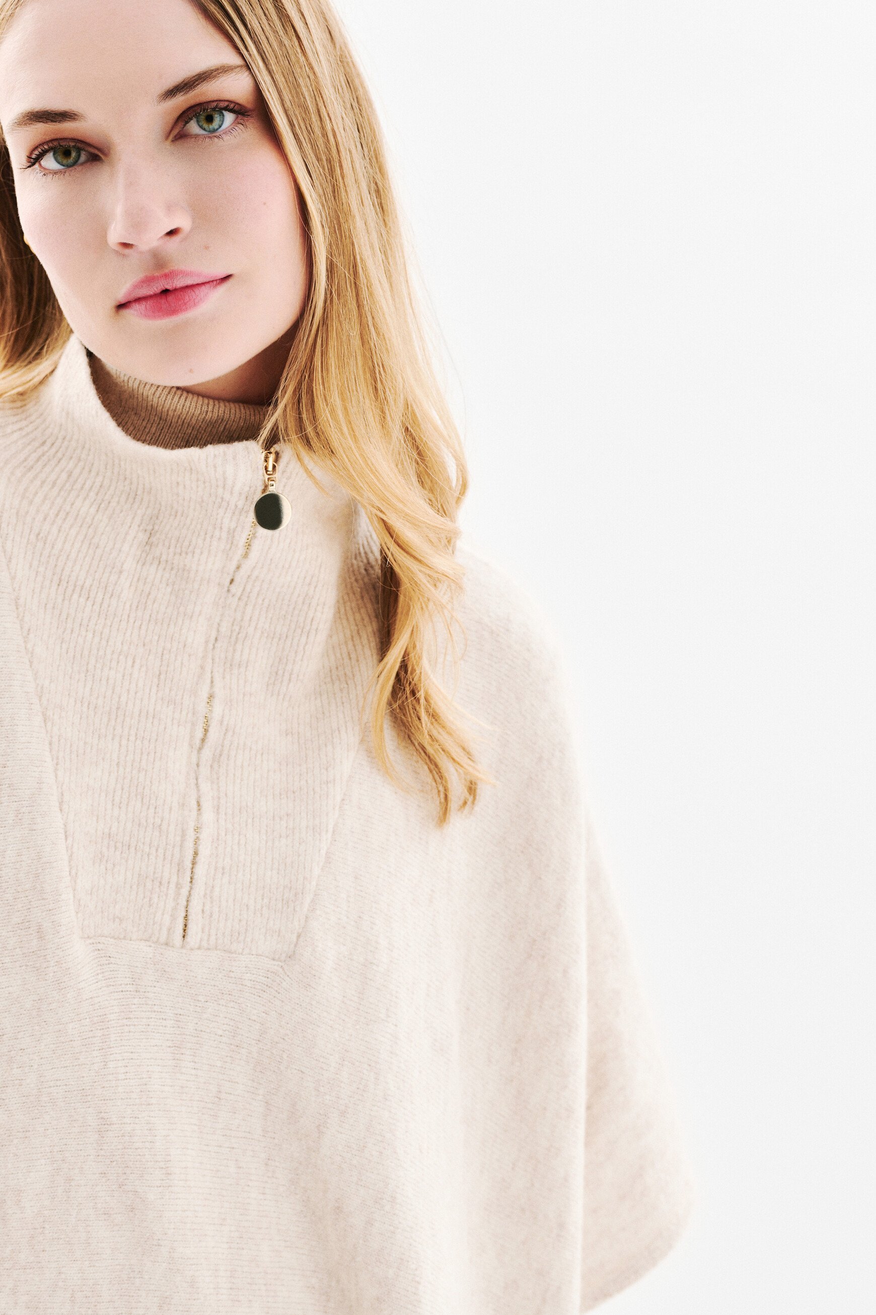 Poncho Herios sable femme