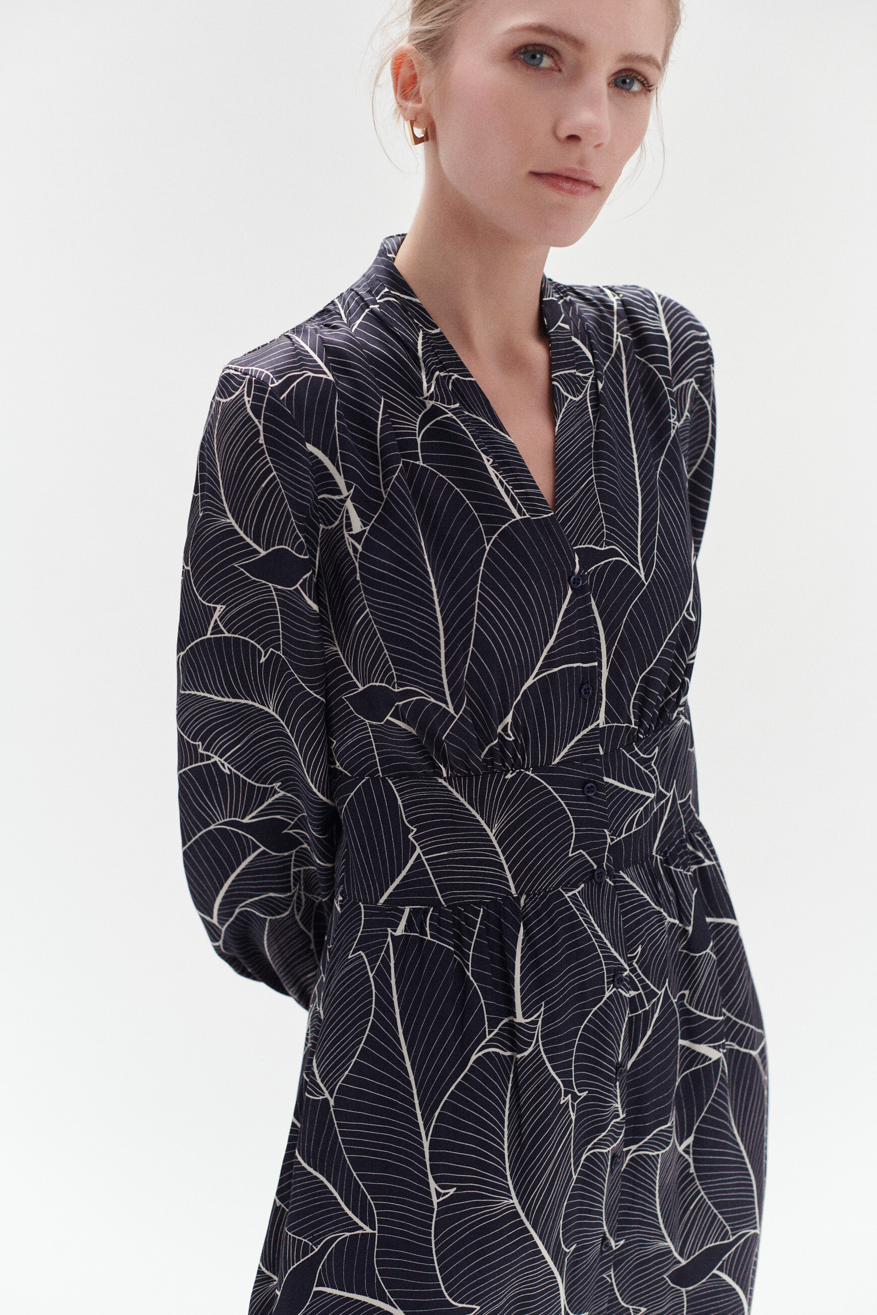 robe liviane boutonnee bleu marine femme Robe liviane boutonnée bleu marine femme