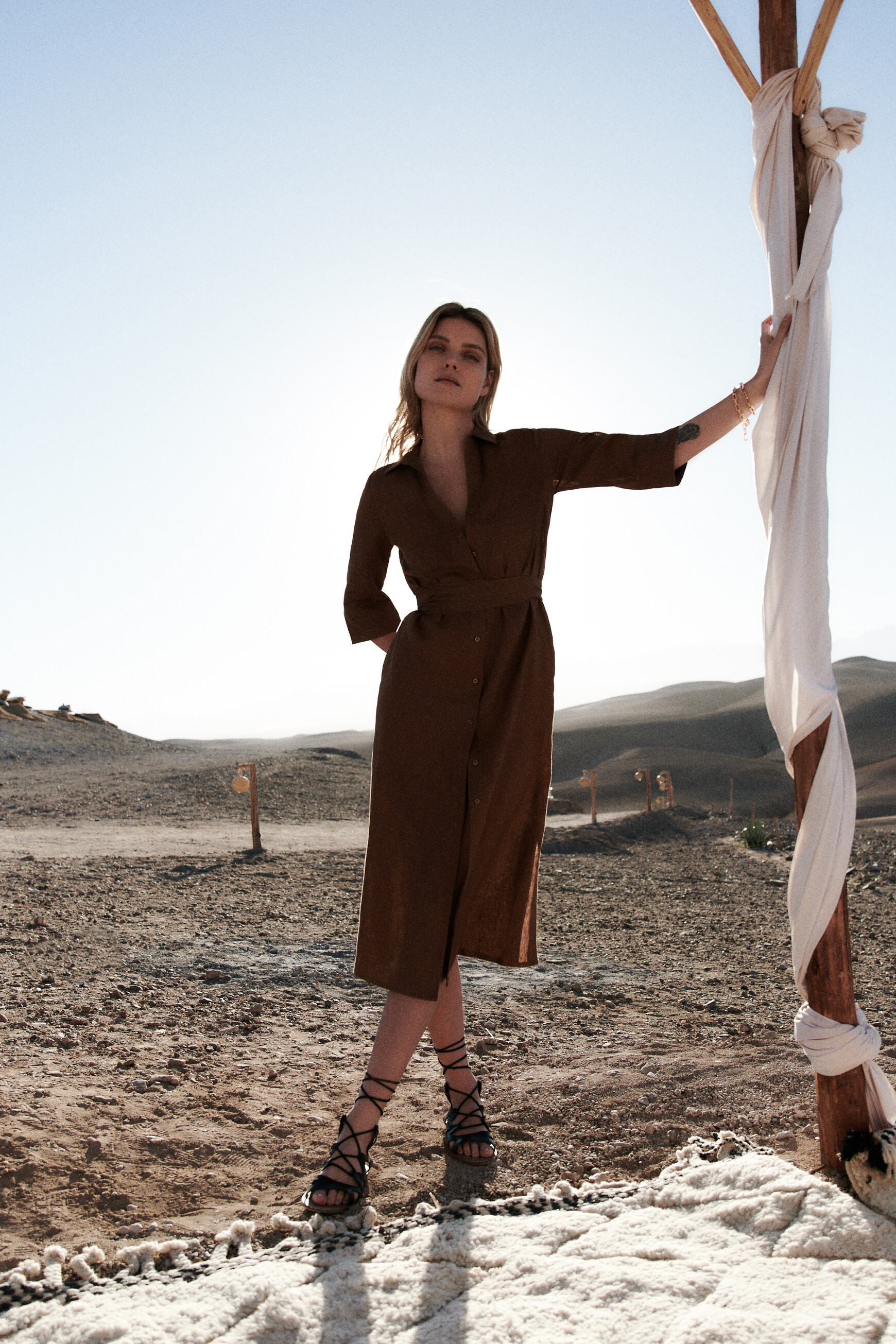 robe yana 100 lin marron cognac femme robe yana 100% lin marron cognac femme