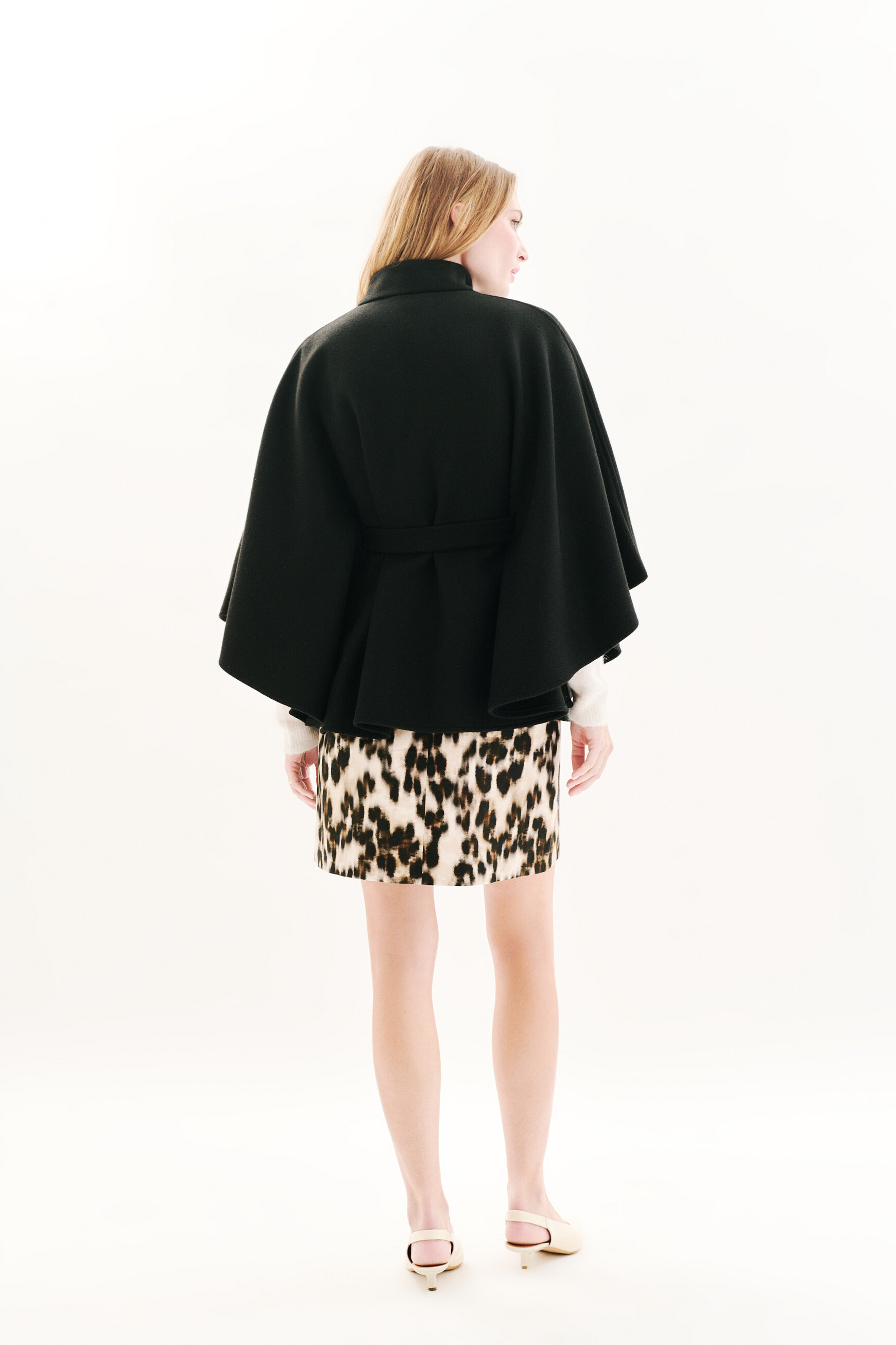 poncho hacaro uni noir femme Poncho hacaro uni noir femme