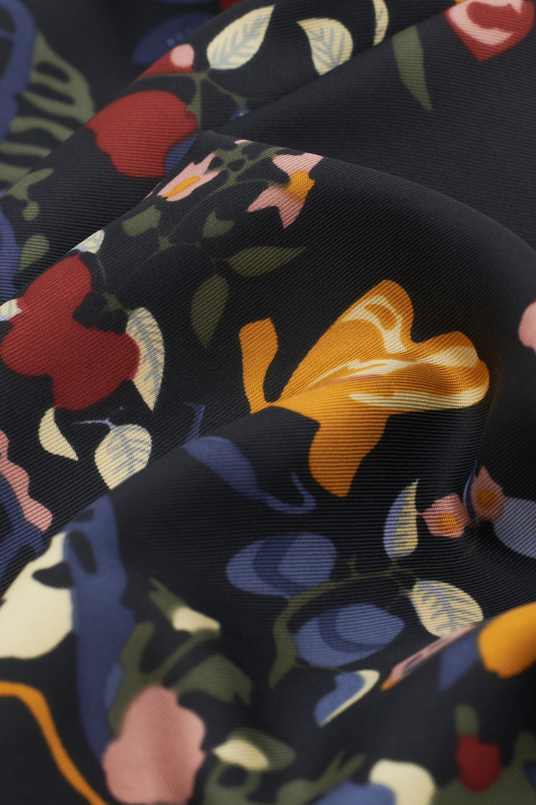Foulard Lugaria noir femme