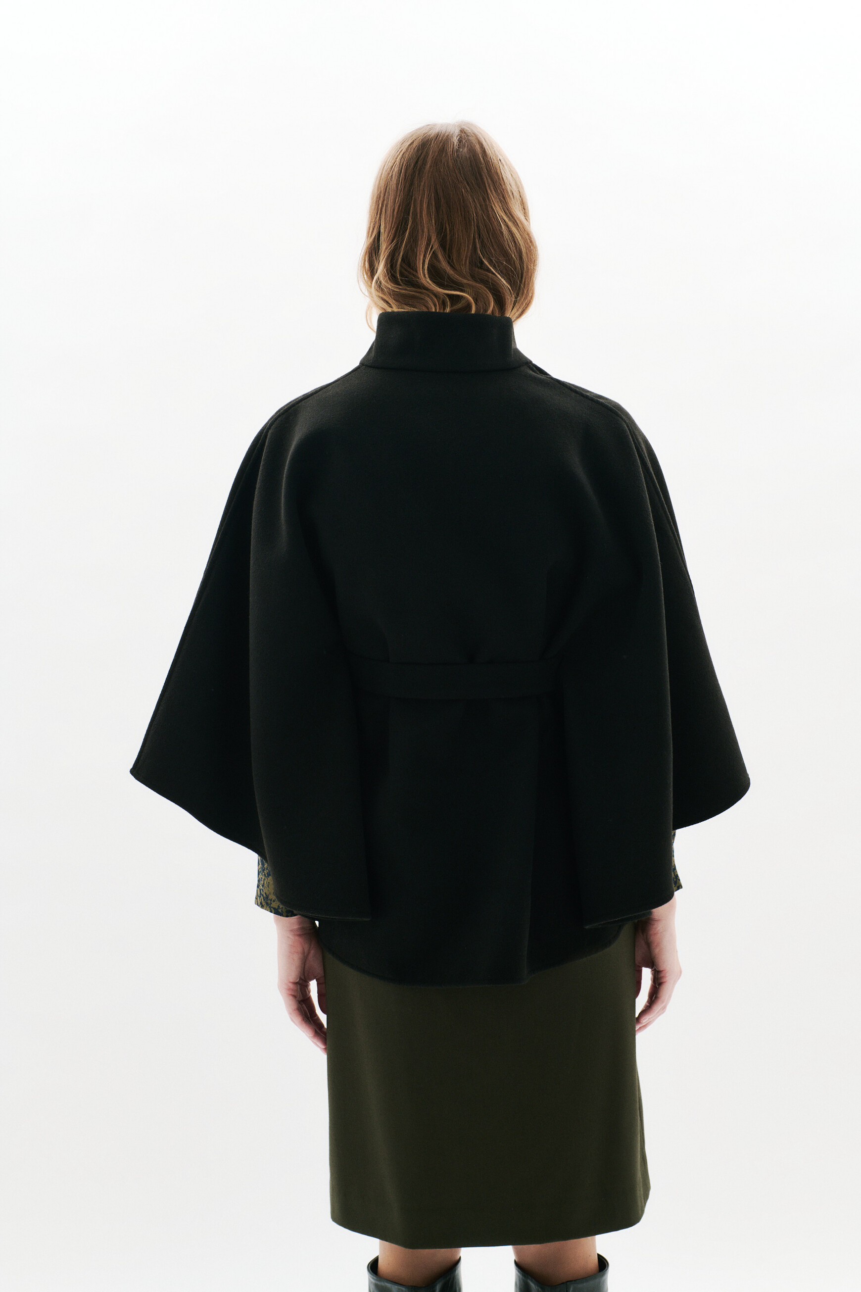 poncho hacaro noir femme zwart vrouw