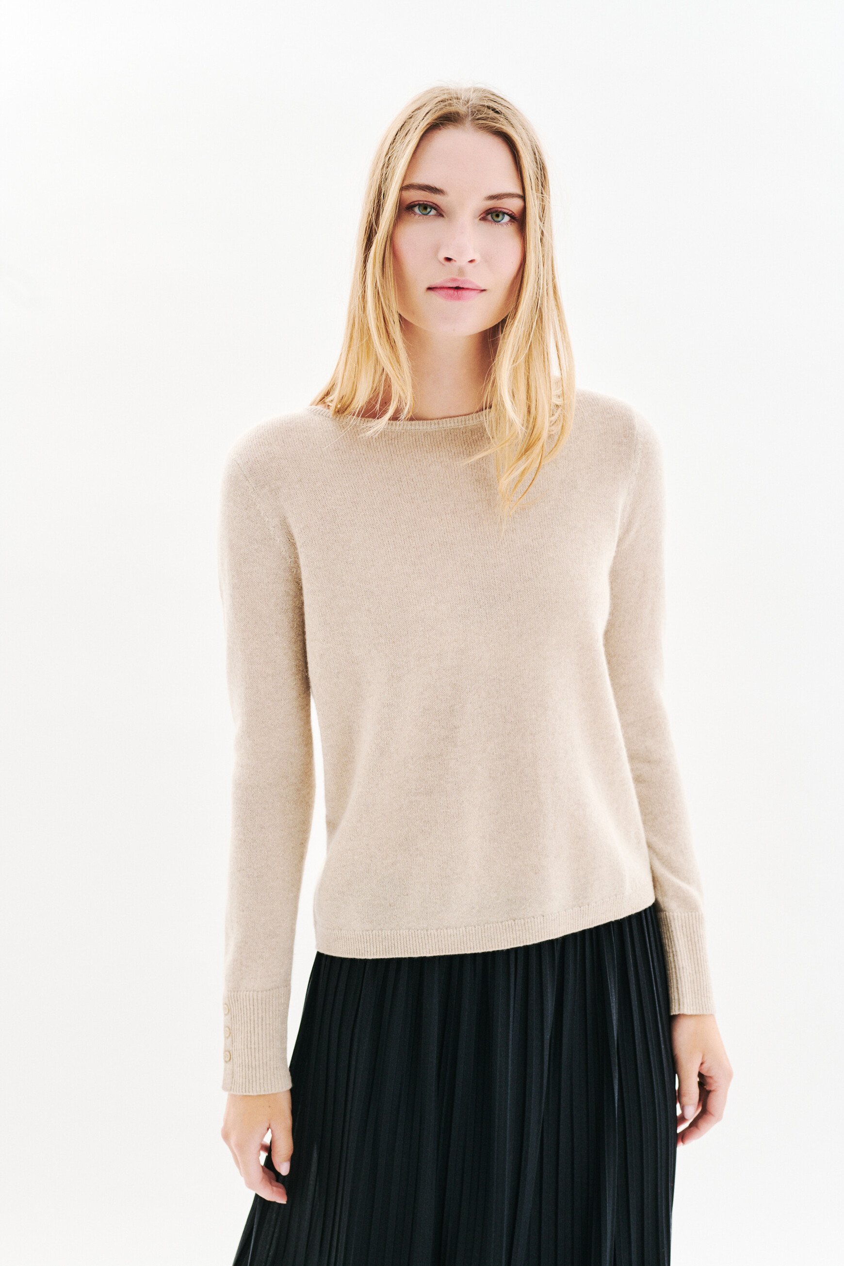 zoan sweater sand woman Zoan sweater sand woman