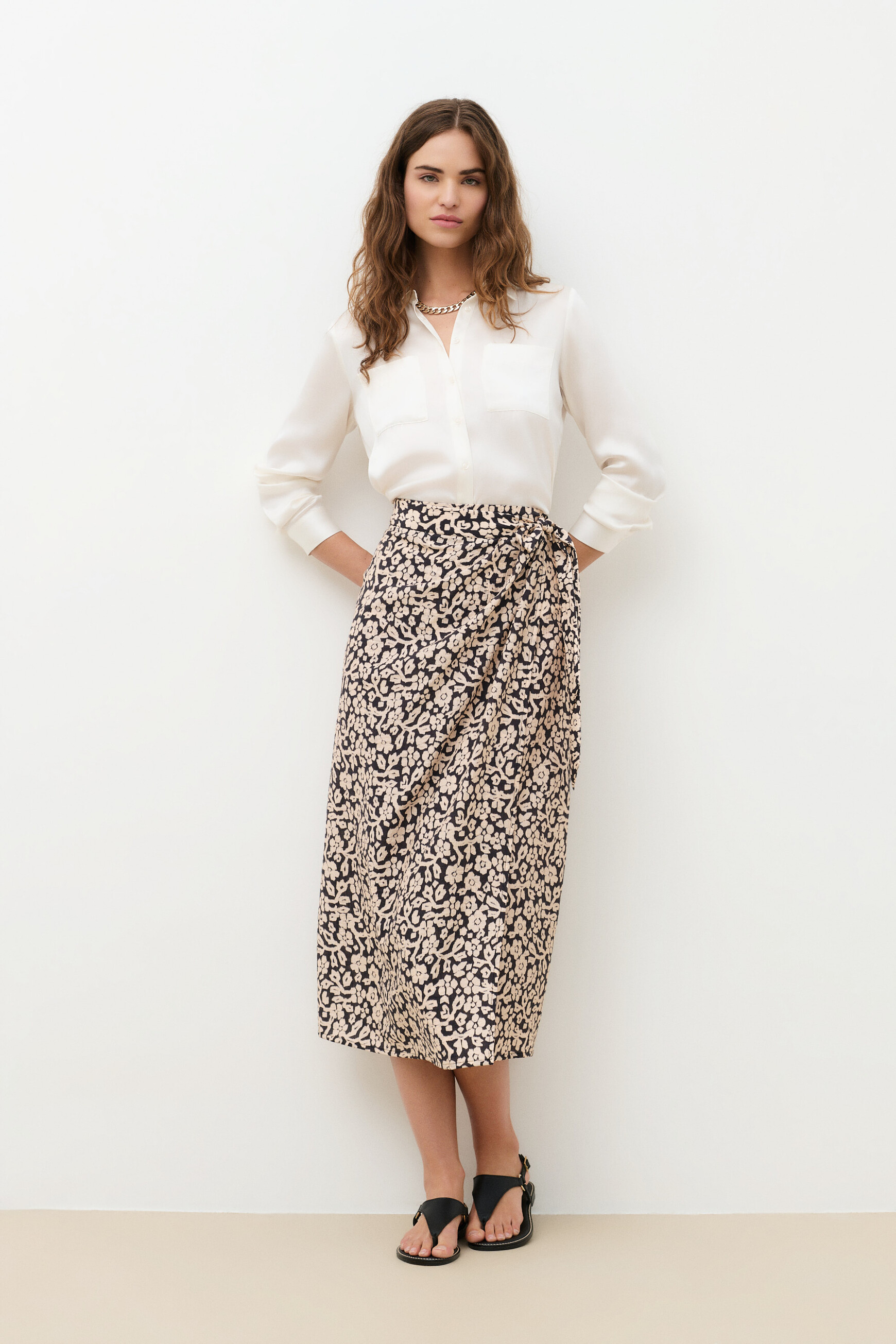 Jeleste skirt black woman