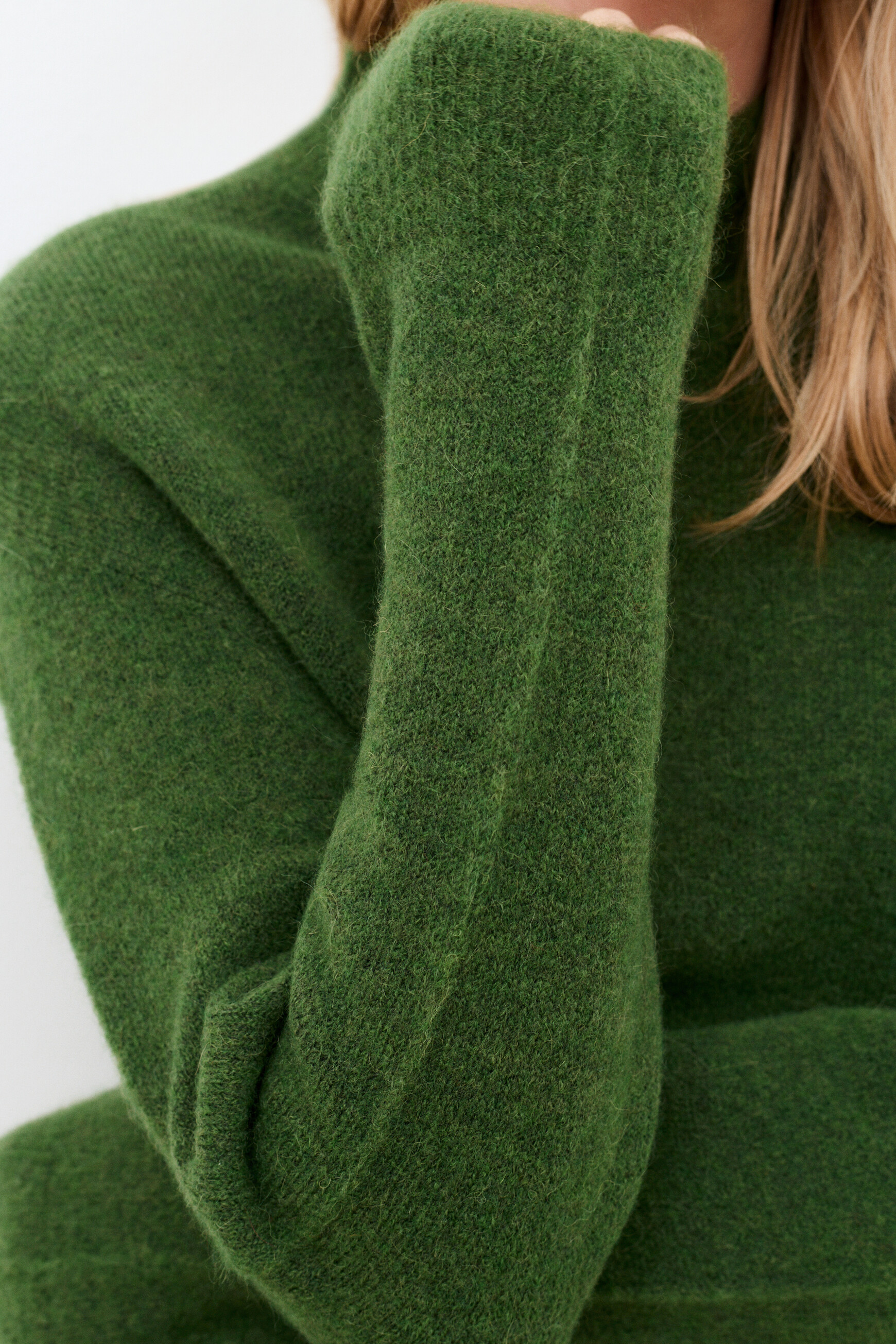 Marianno sweater green woman