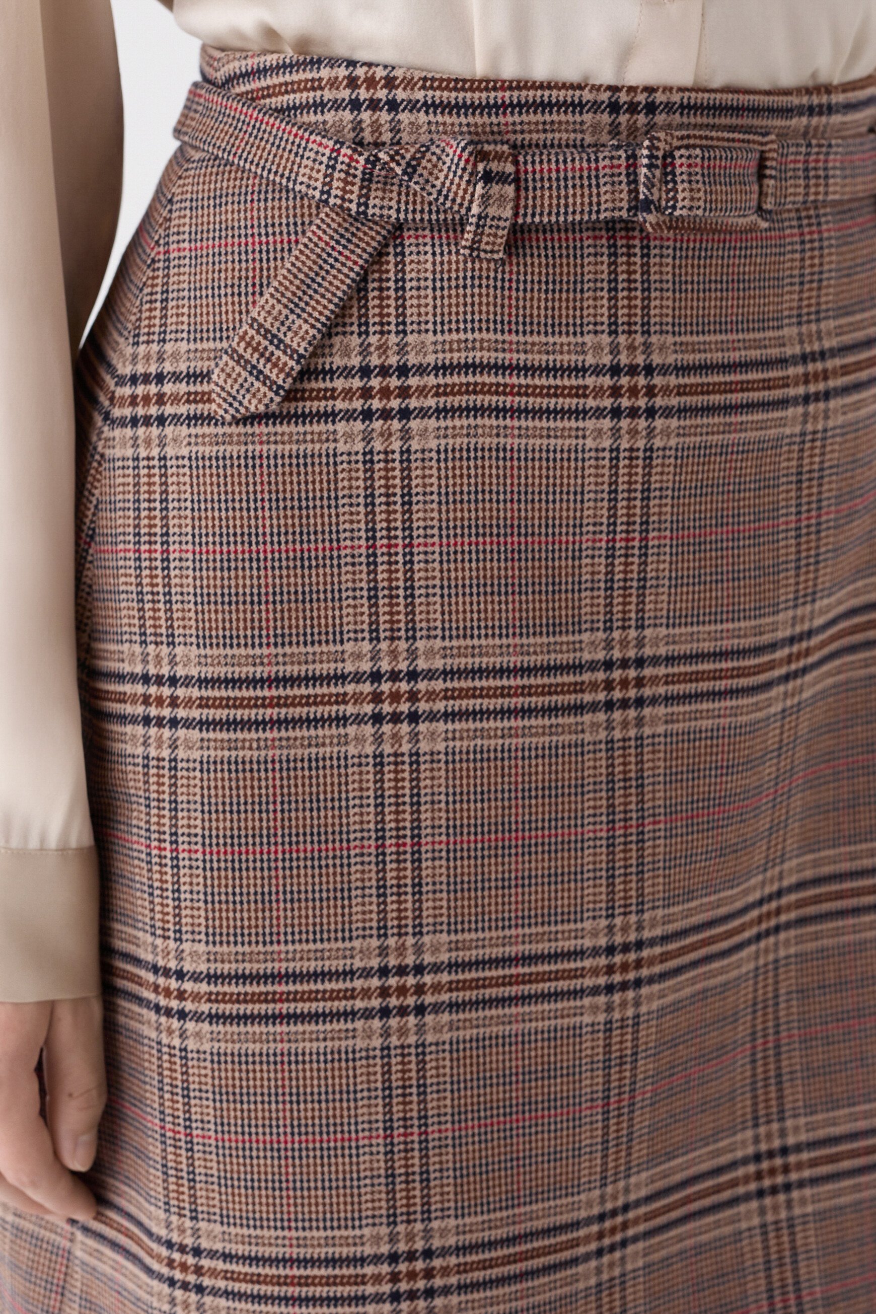 Jany skirt camel woman