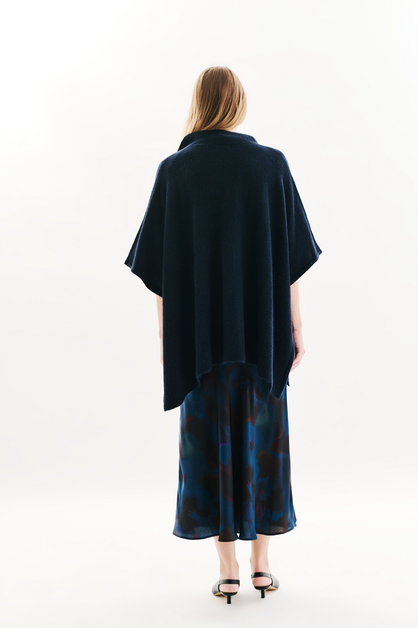 poncho herios bleu marine femme Poncho Herios bleu marine femme