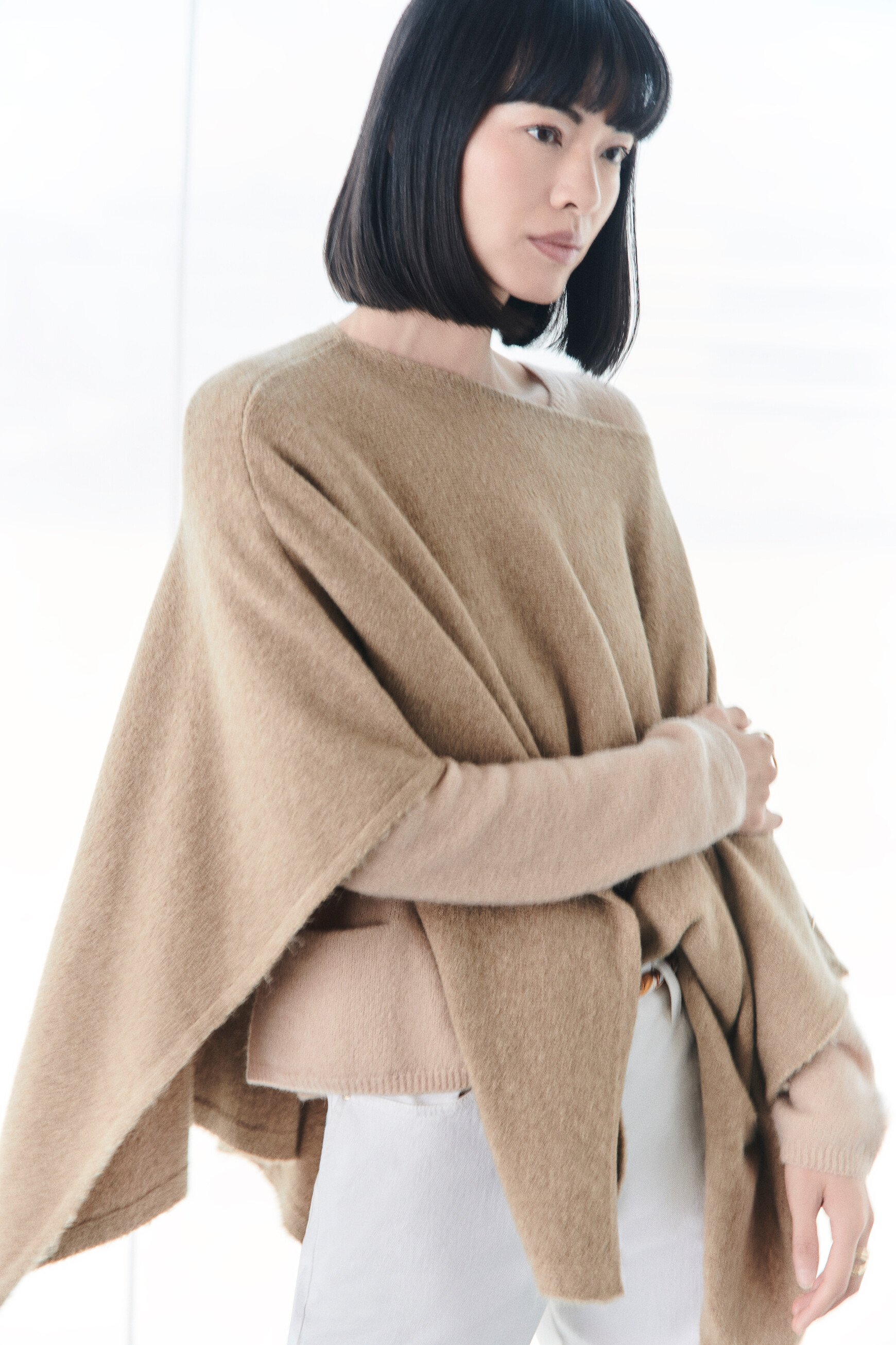 poncho lisa b camel femme poncho lisa b camel femme