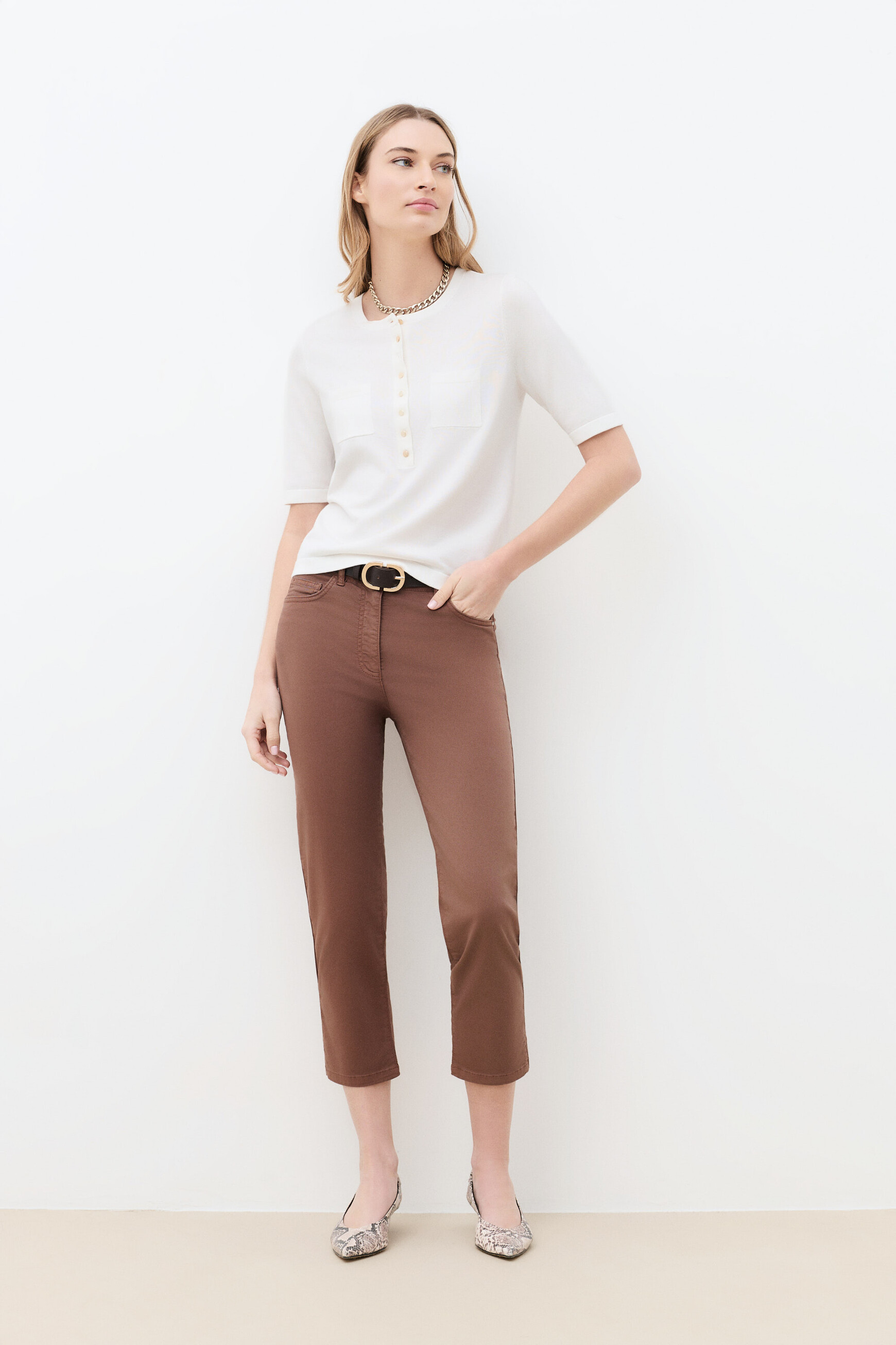 Malha Mconnie cru mulher