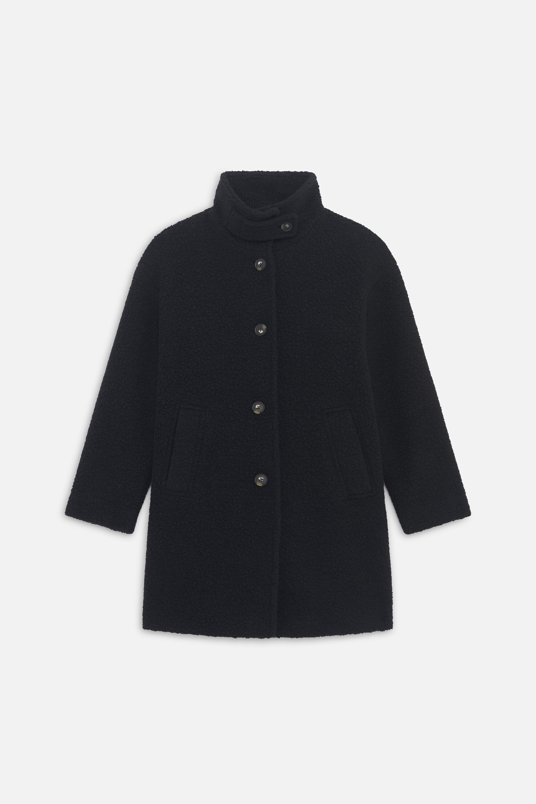 Gbomani coat black woman