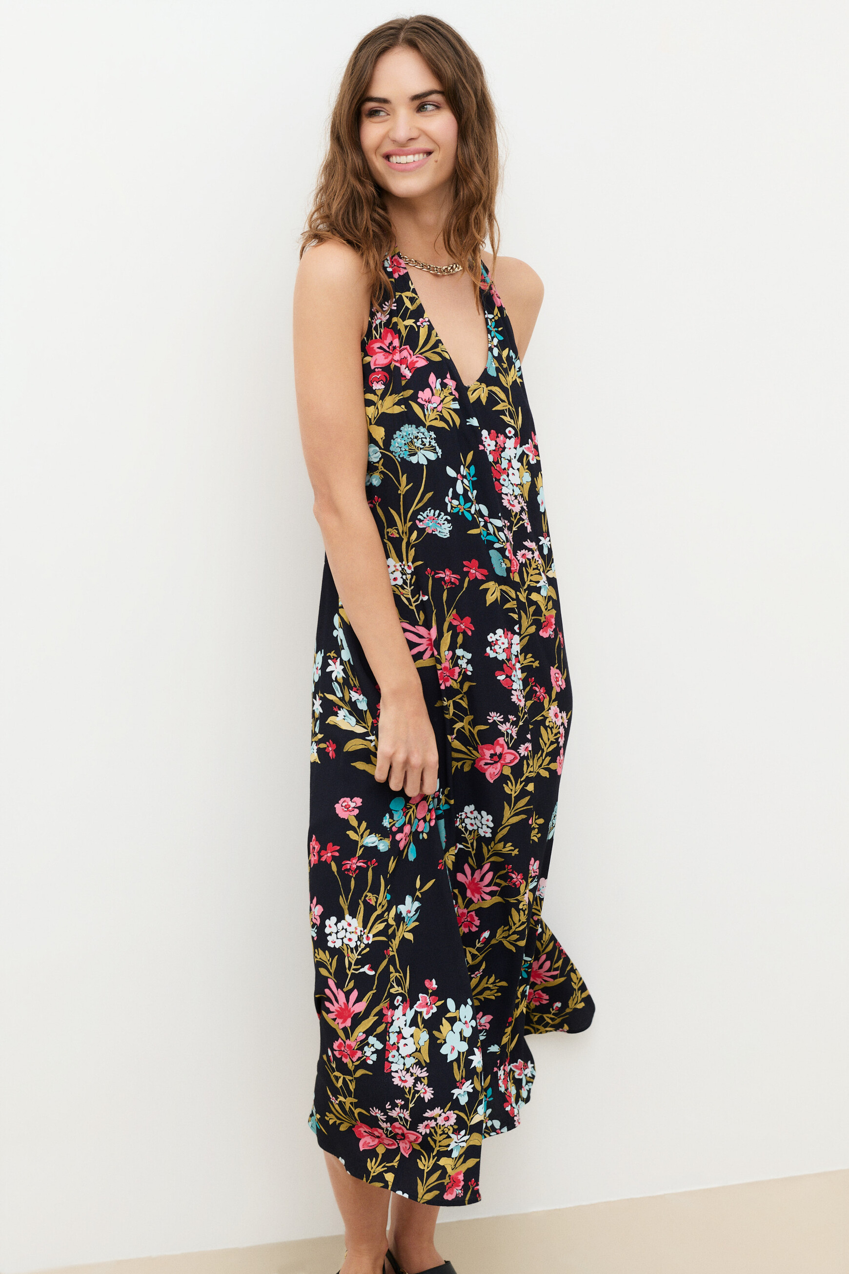 Railey dress black woman