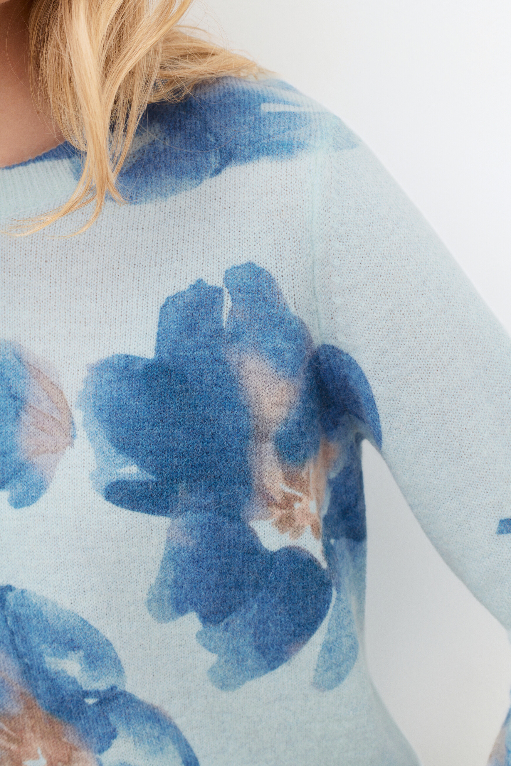 Mfabio sweater light blue woman