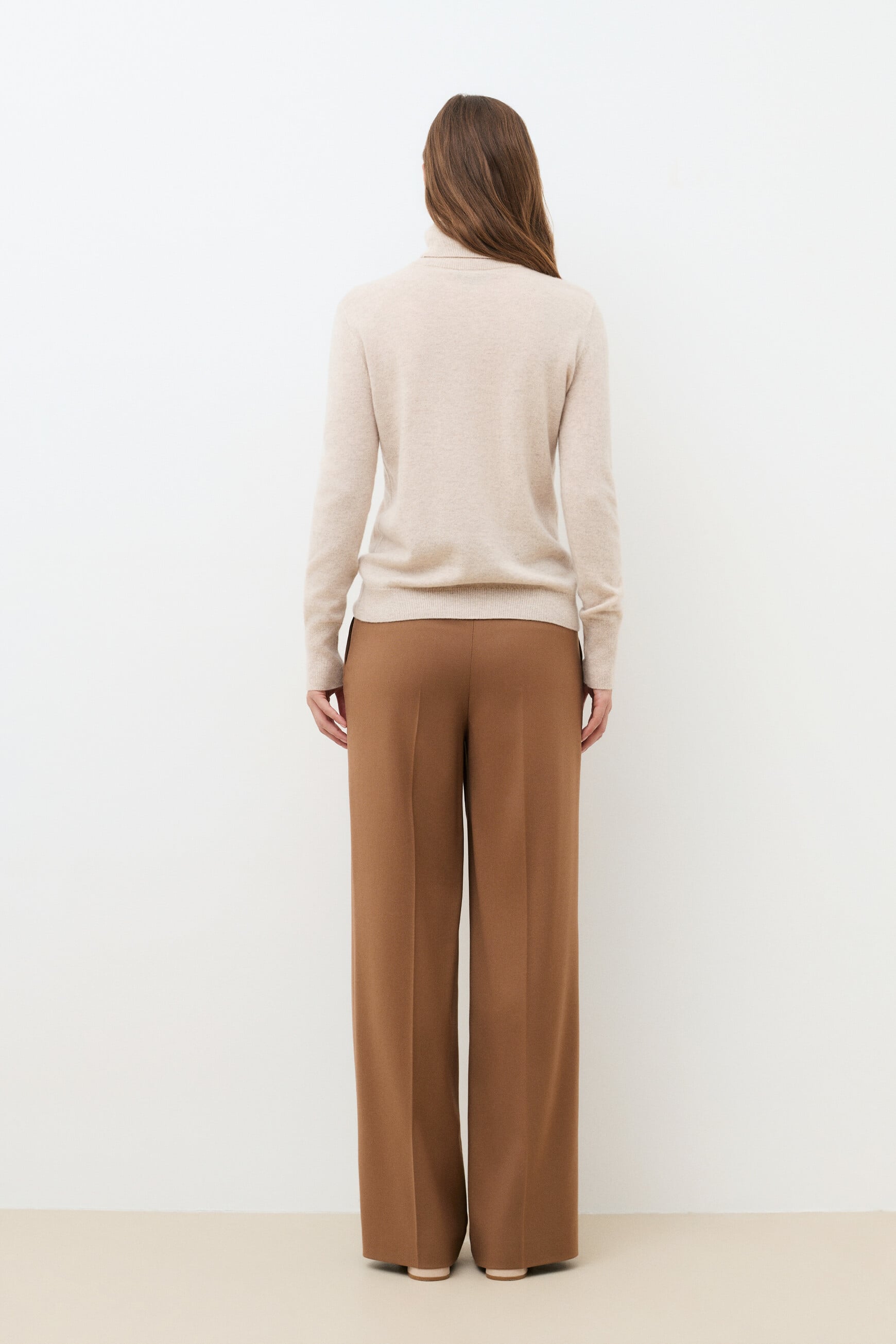 Dylan b 100% cashmere sweater sand woman