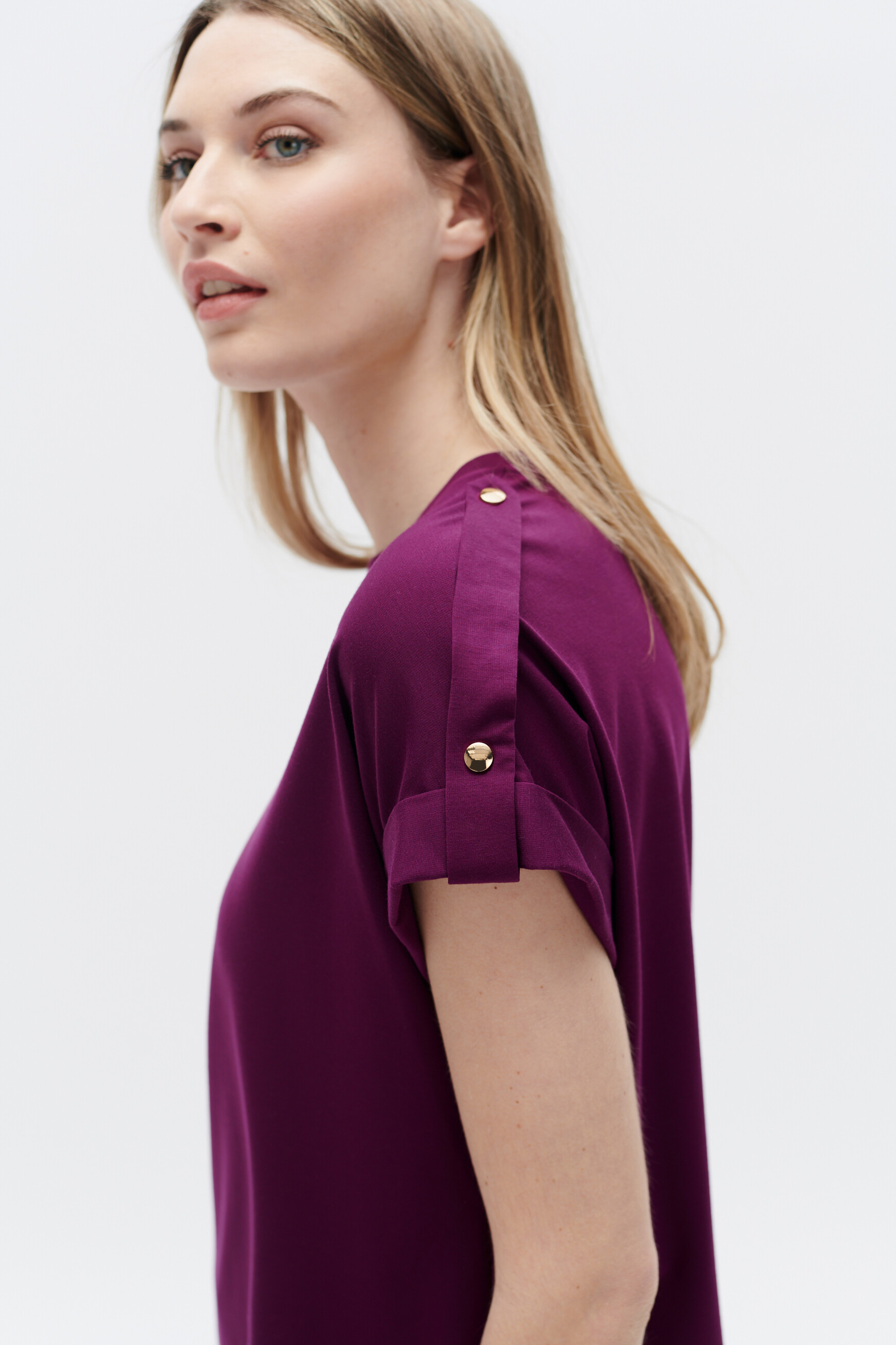 Camiseta violeta mujer deals