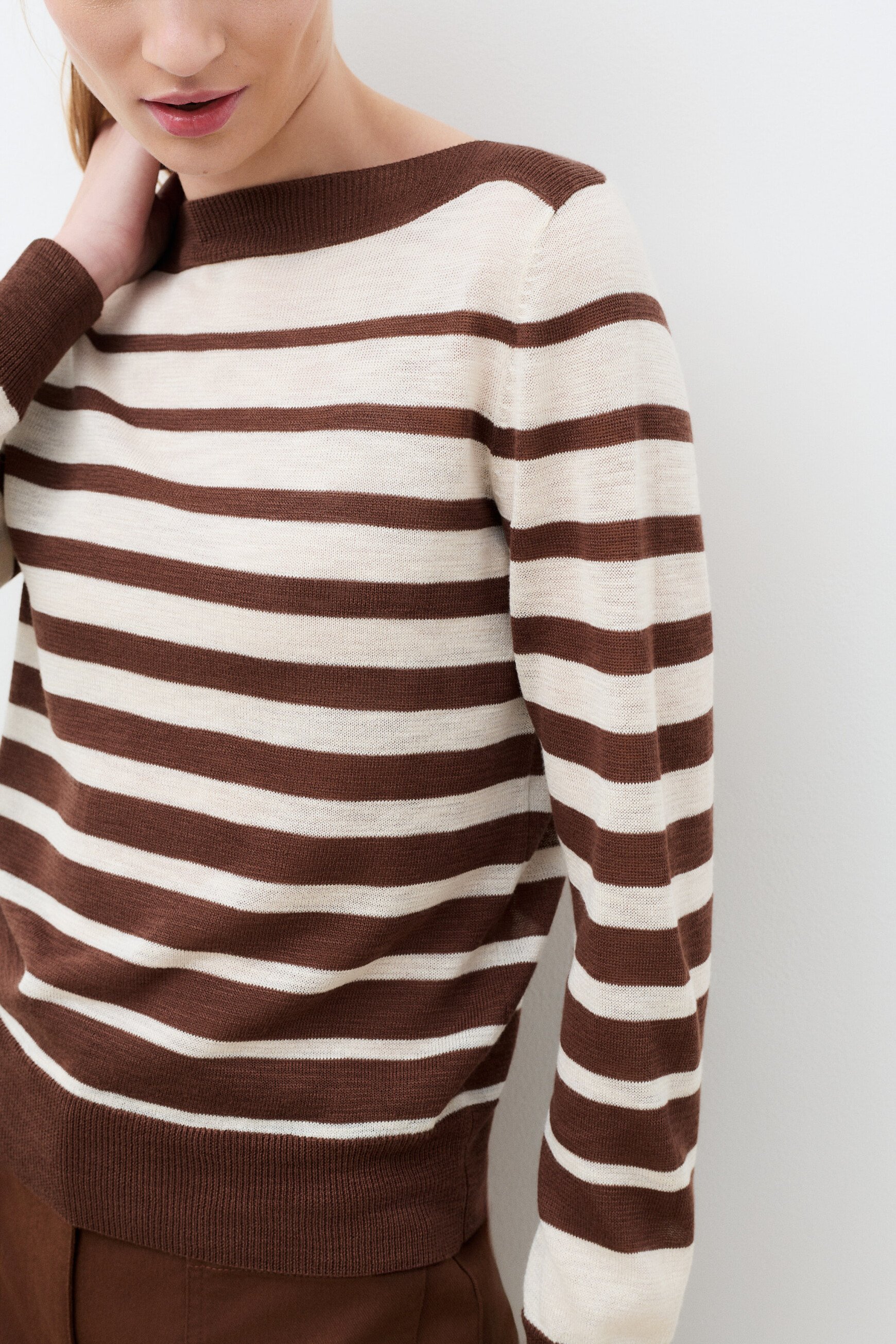 Mwallis Trui bruin vrouw