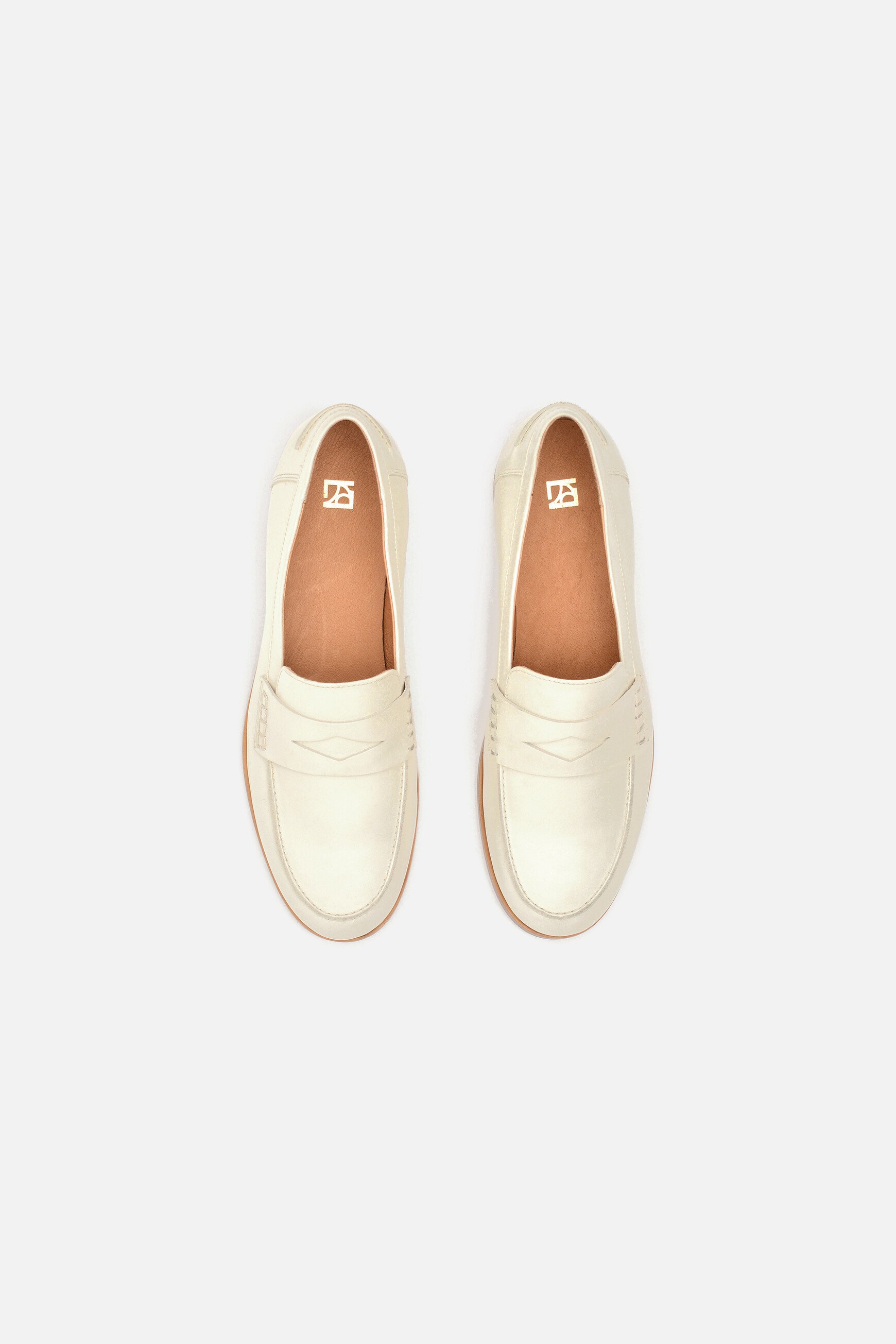 natuurlijke leren mocassins emi creme vrouw Natuurlijke leren mocassins Emi creme vrouw