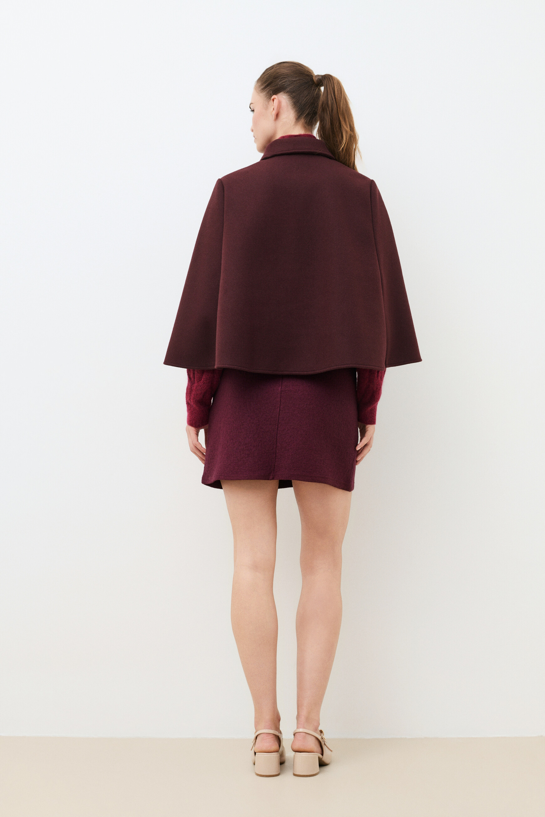 Hacap poncho burgundy woman